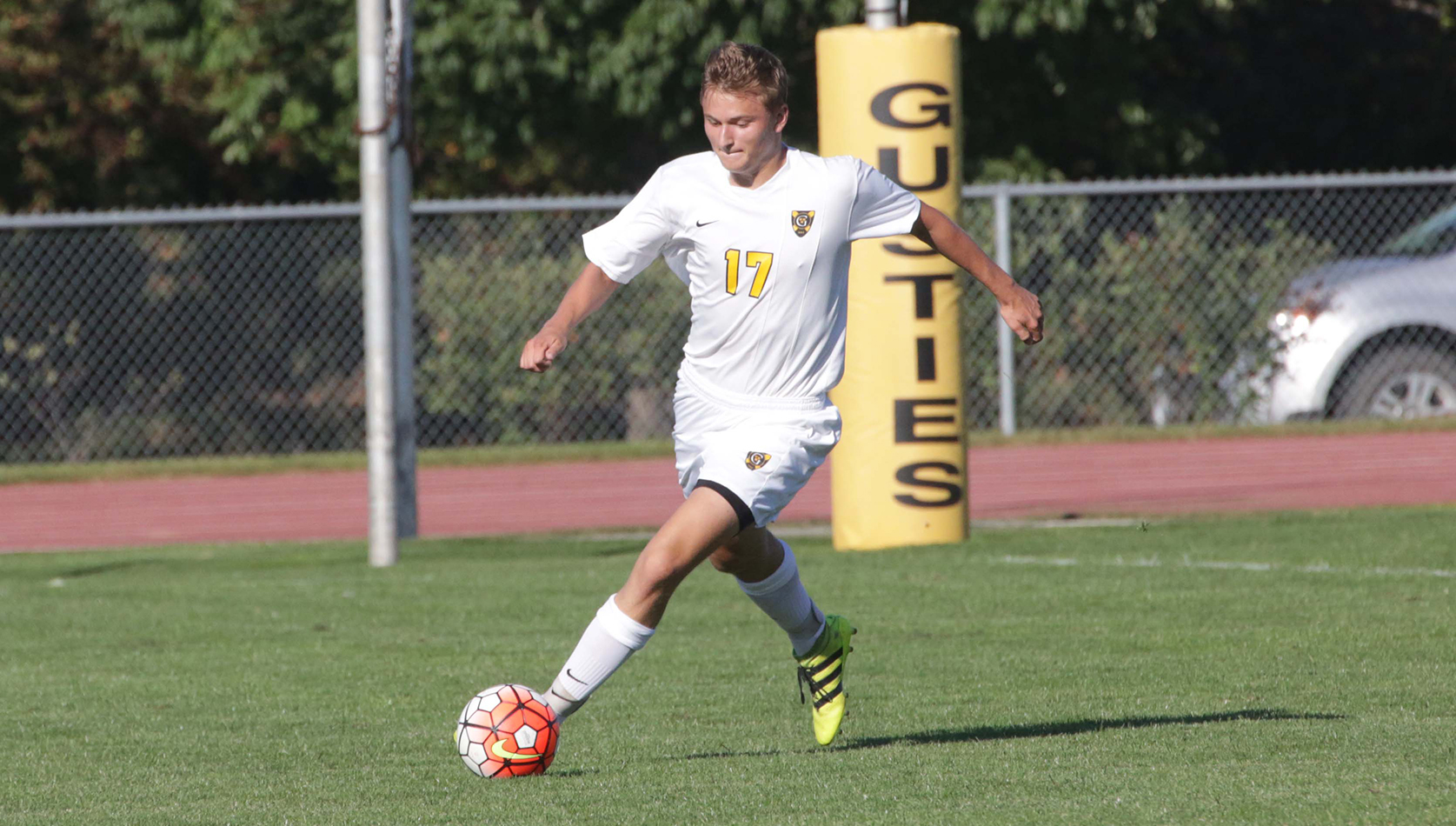 Men’s Soccer Claims 2-1 Win At Martin Luther