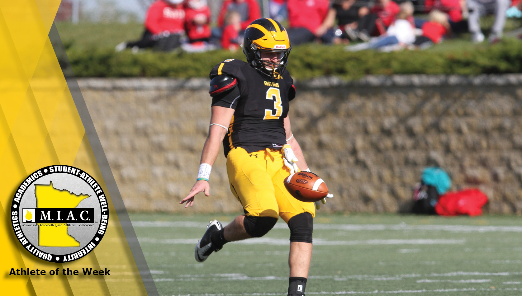 Casey Decker Named MIAC Football Special Teams Athlete Of The Week