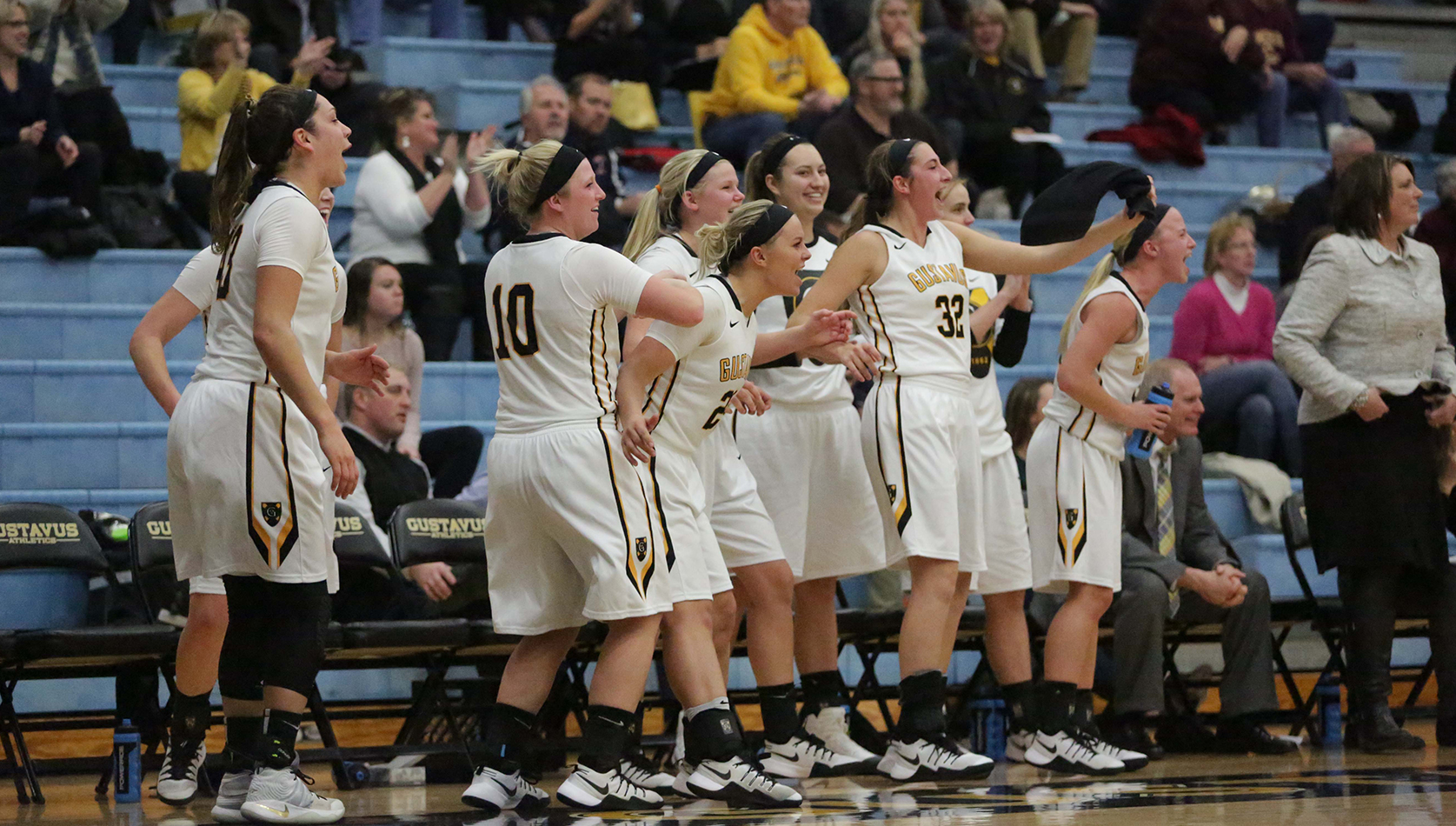 Efficient Offensive Attack Leads Women’s Hoops To MIAC Opening Win