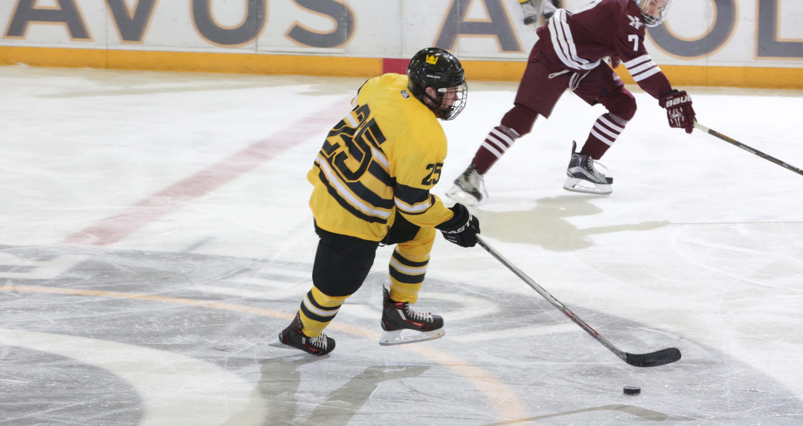 Early Lead Erased As Men’s Hockey Loses 3-1 At Saint John’s