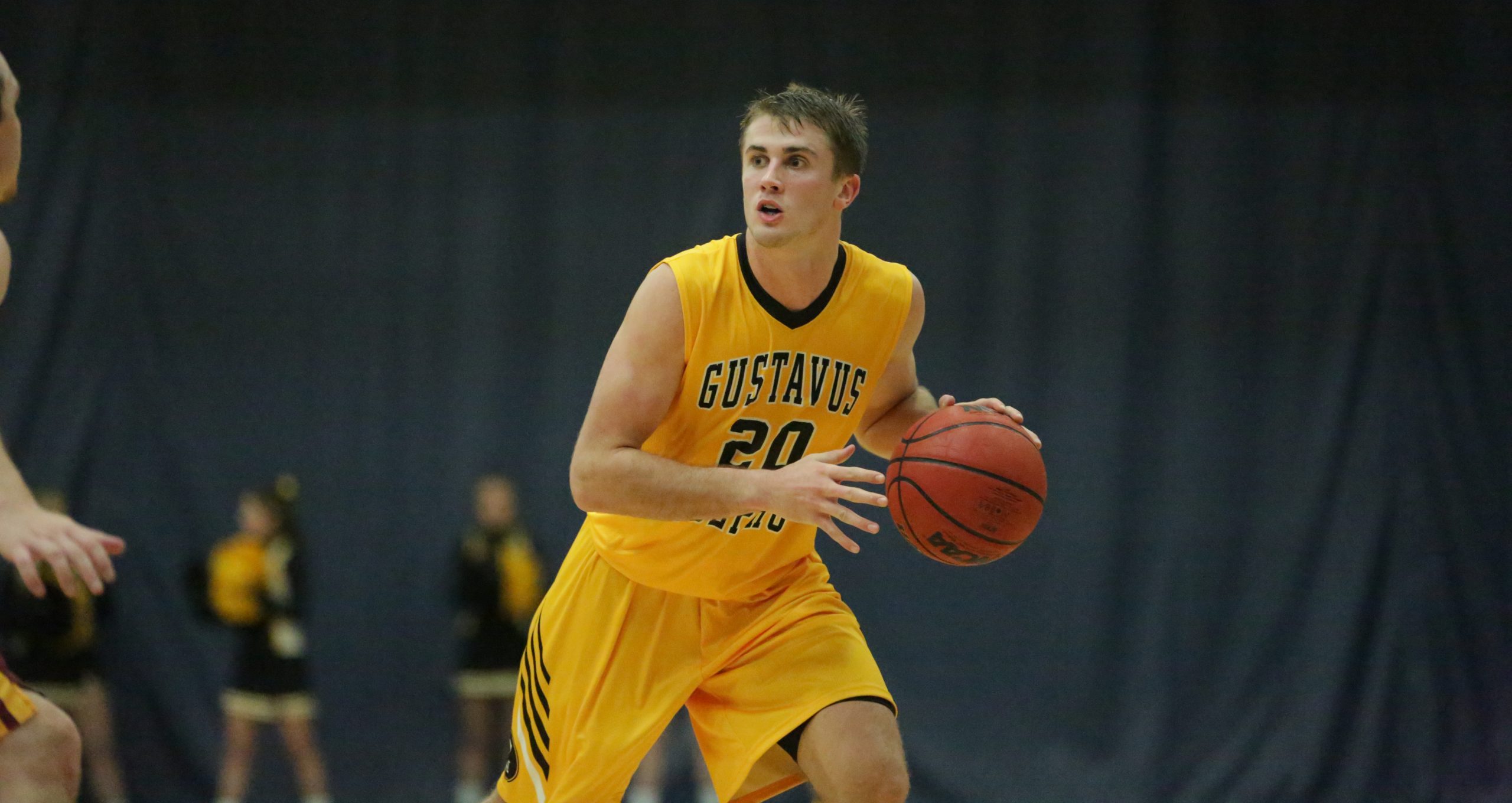 Men’s Basketball Cruises To 83-68 Win At Macalester