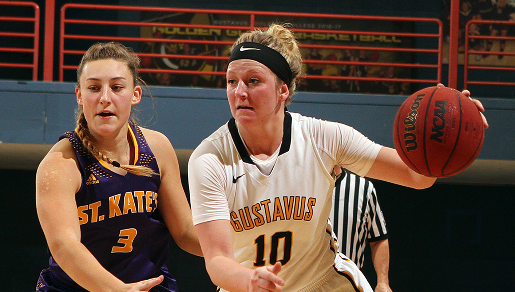 Women’s Basketball Outlasts St. Kate’s, 83-76