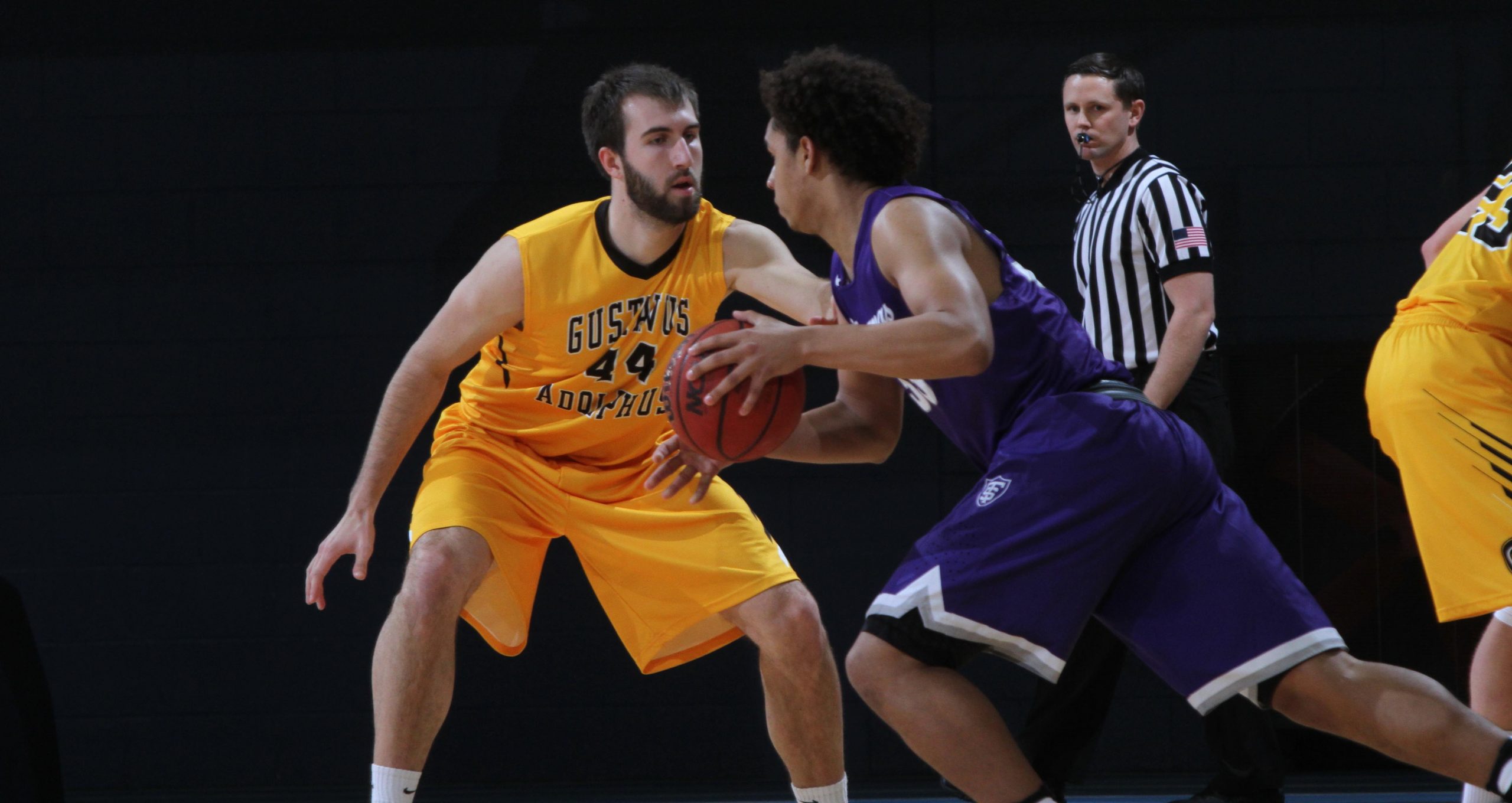 Men’s Basketball Loses Heartbreaker On Last Second Shot At St. Thomas