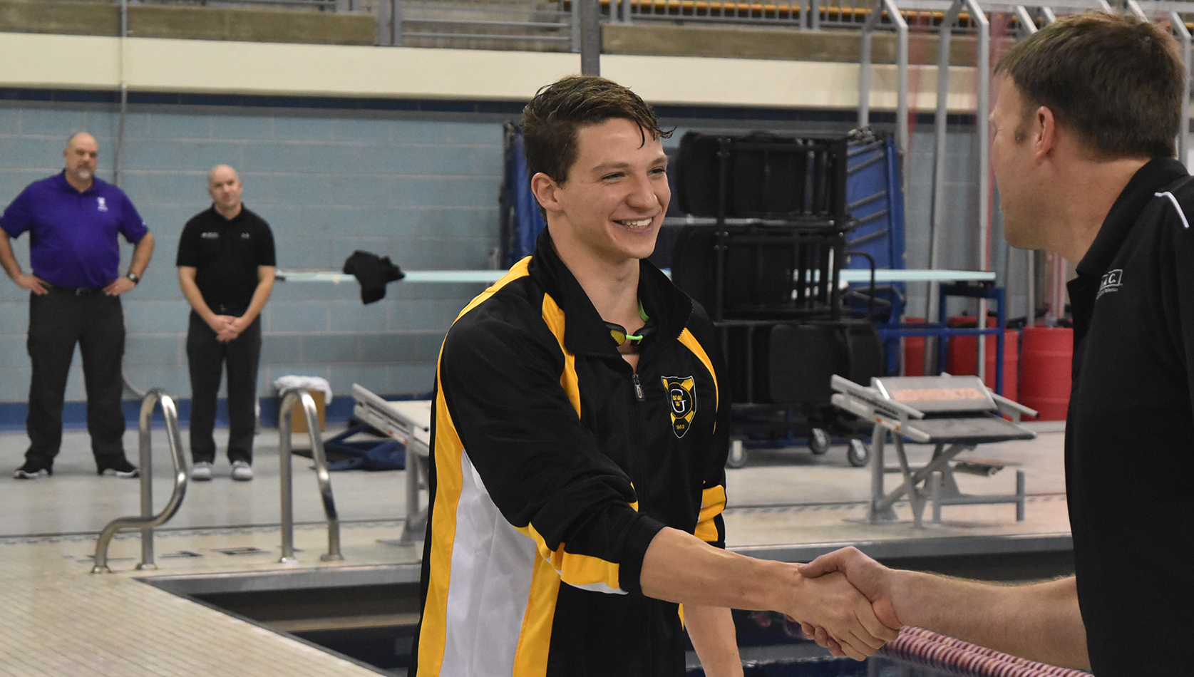 Tanner Sonnek Garners MIAC Men’s Swimmer of the Year, Men Finish Second At MIAC Championships