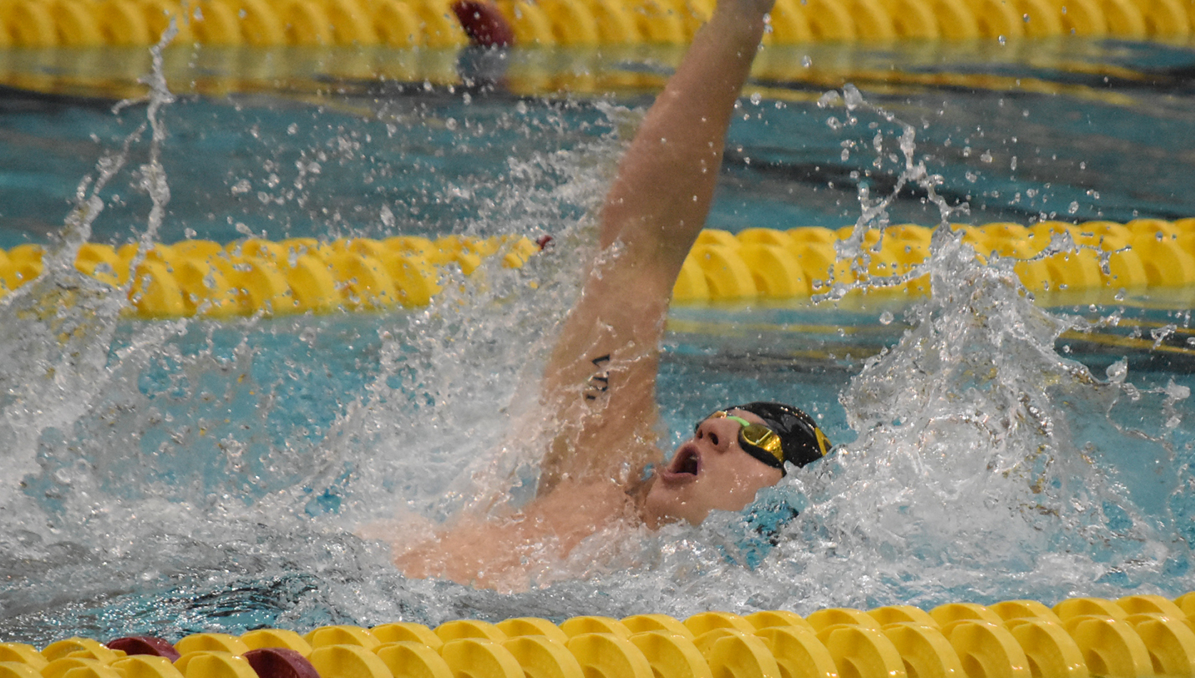 Men’s Swim & Dive Wraps Up Day One In Second Place At MIAC Championships