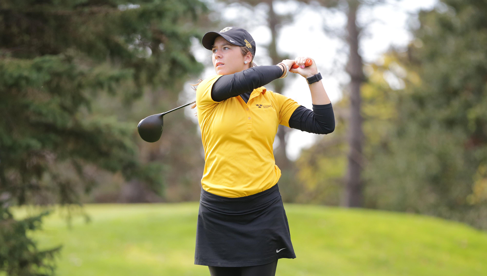 Women’s Golf To Compete In Bethel’s Royal Match