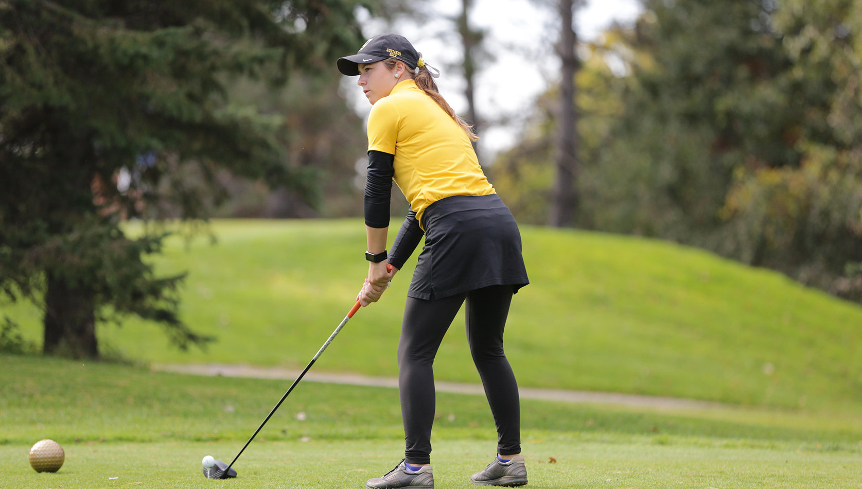 Women’s Golf Finishes Seventh At Carleton Invite