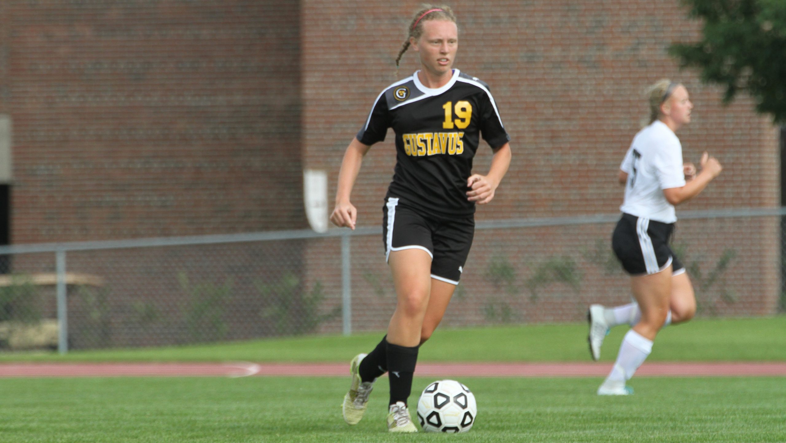 Women’s Soccer Drops Season Opener 2-0 To No. 10 UW-Whitewater