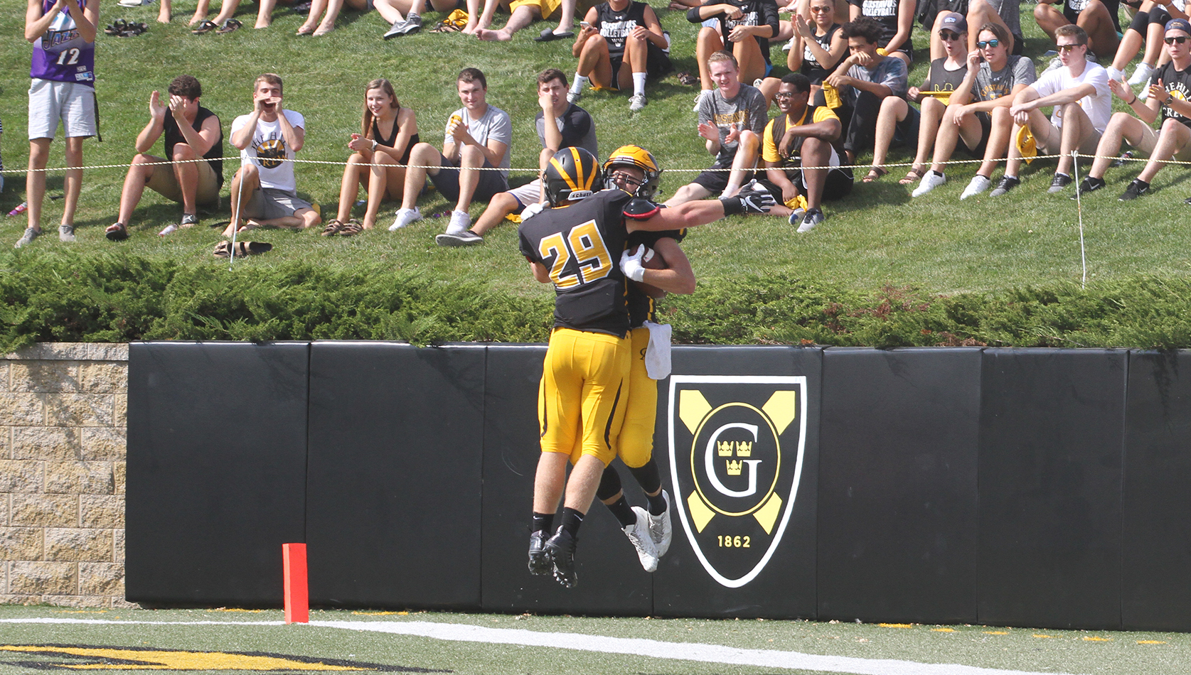 Gustie Football Claims 51-7 Homecoming Victory Over Pipers