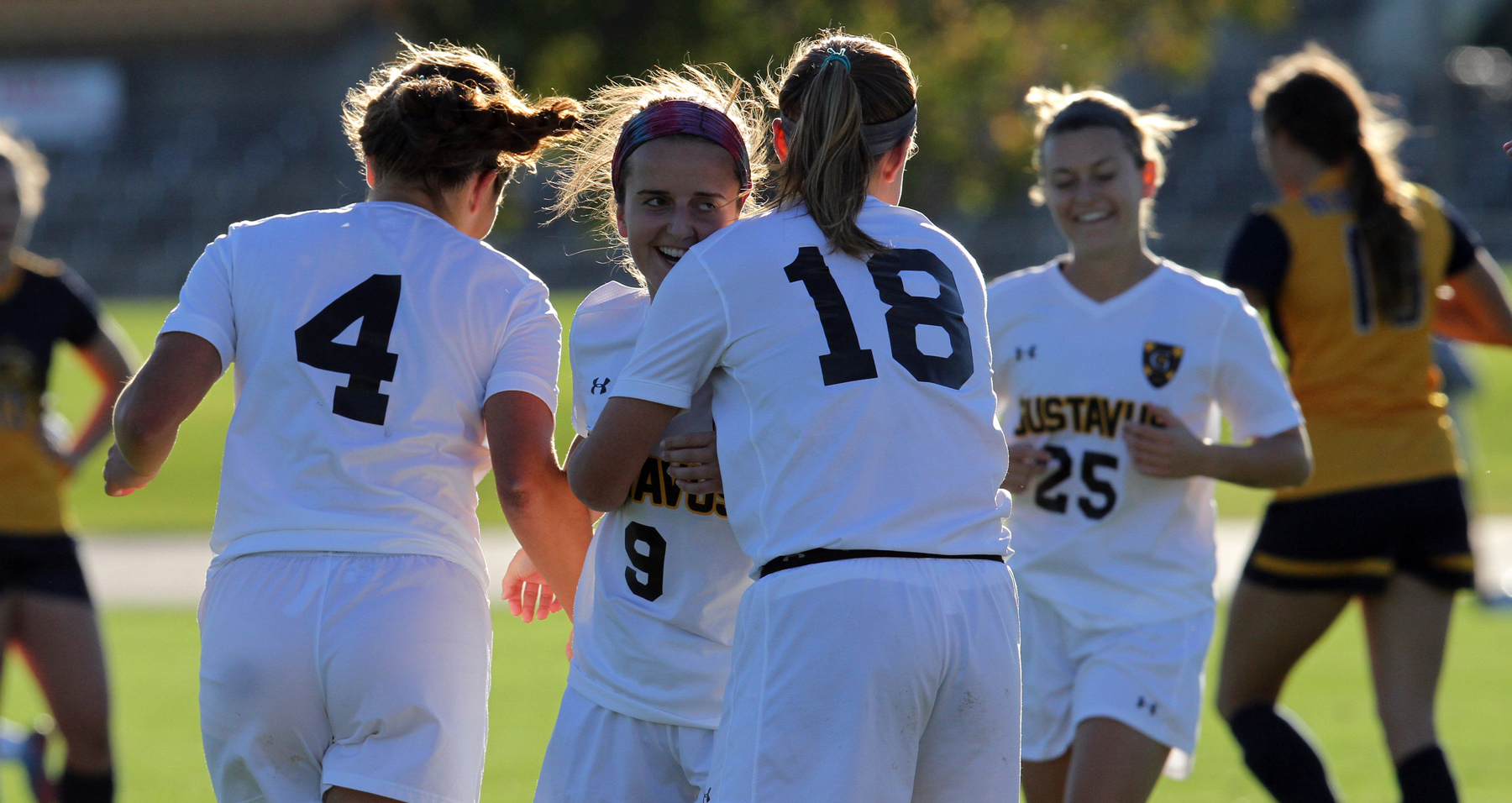 Women’s Soccer Shuts Out UW-Eau Claire 2-0