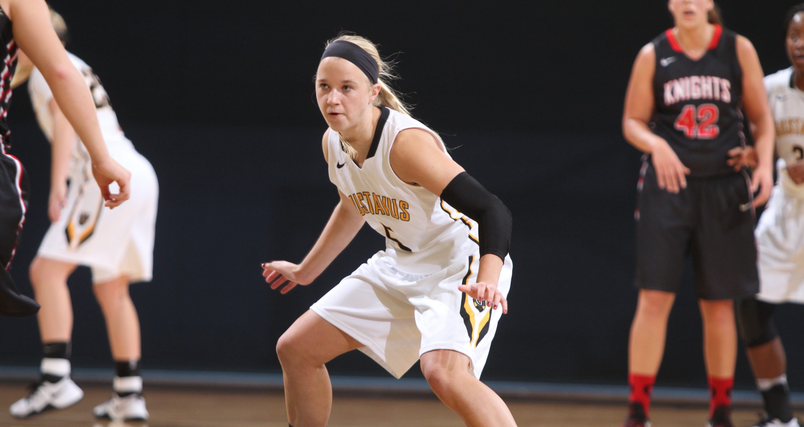 Women’s Hoops Cruises To 78-45 Win At Martin Luther