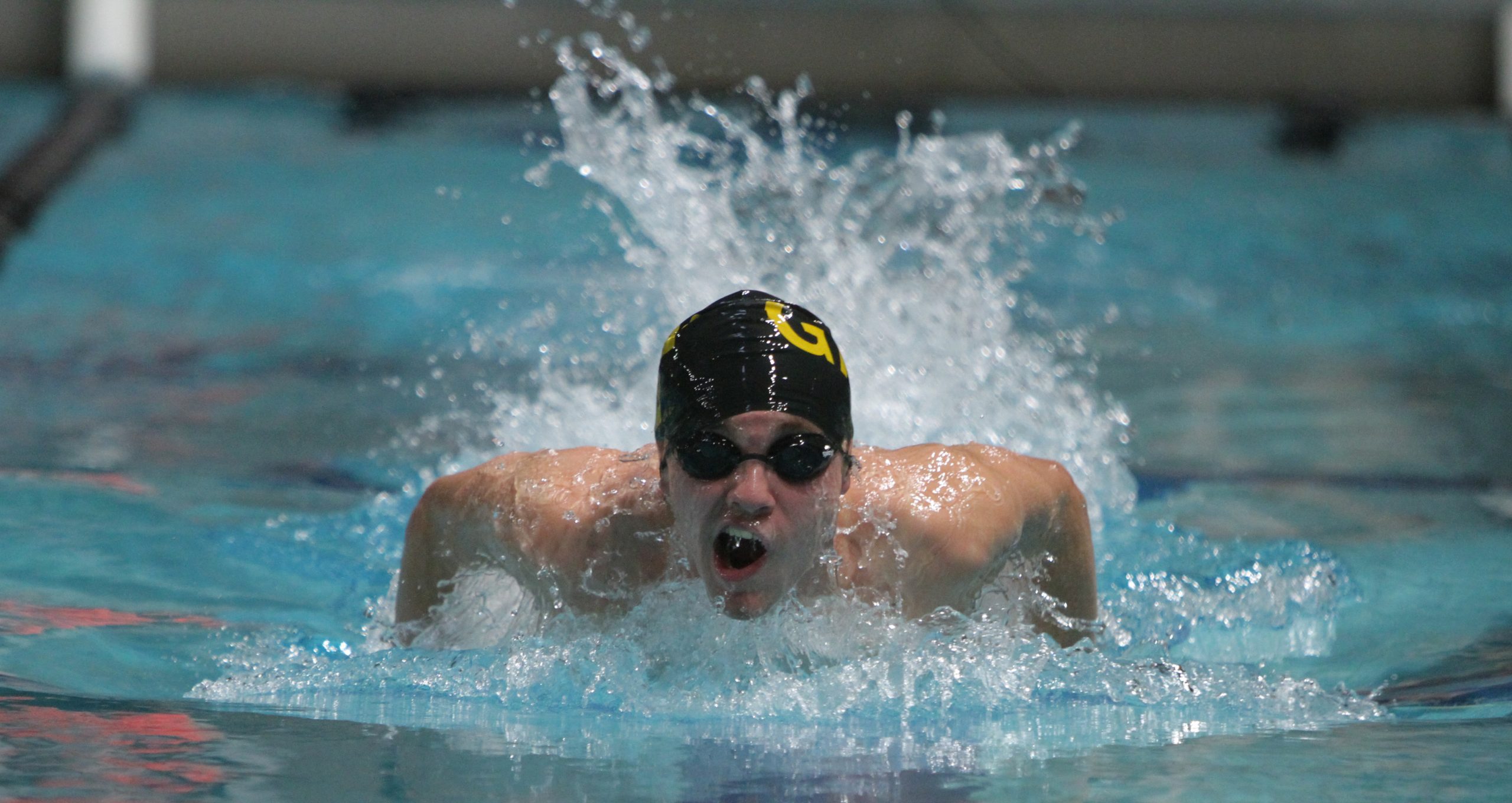 Men’s Swimming & Diving Wins Grace Goblirsch Invite