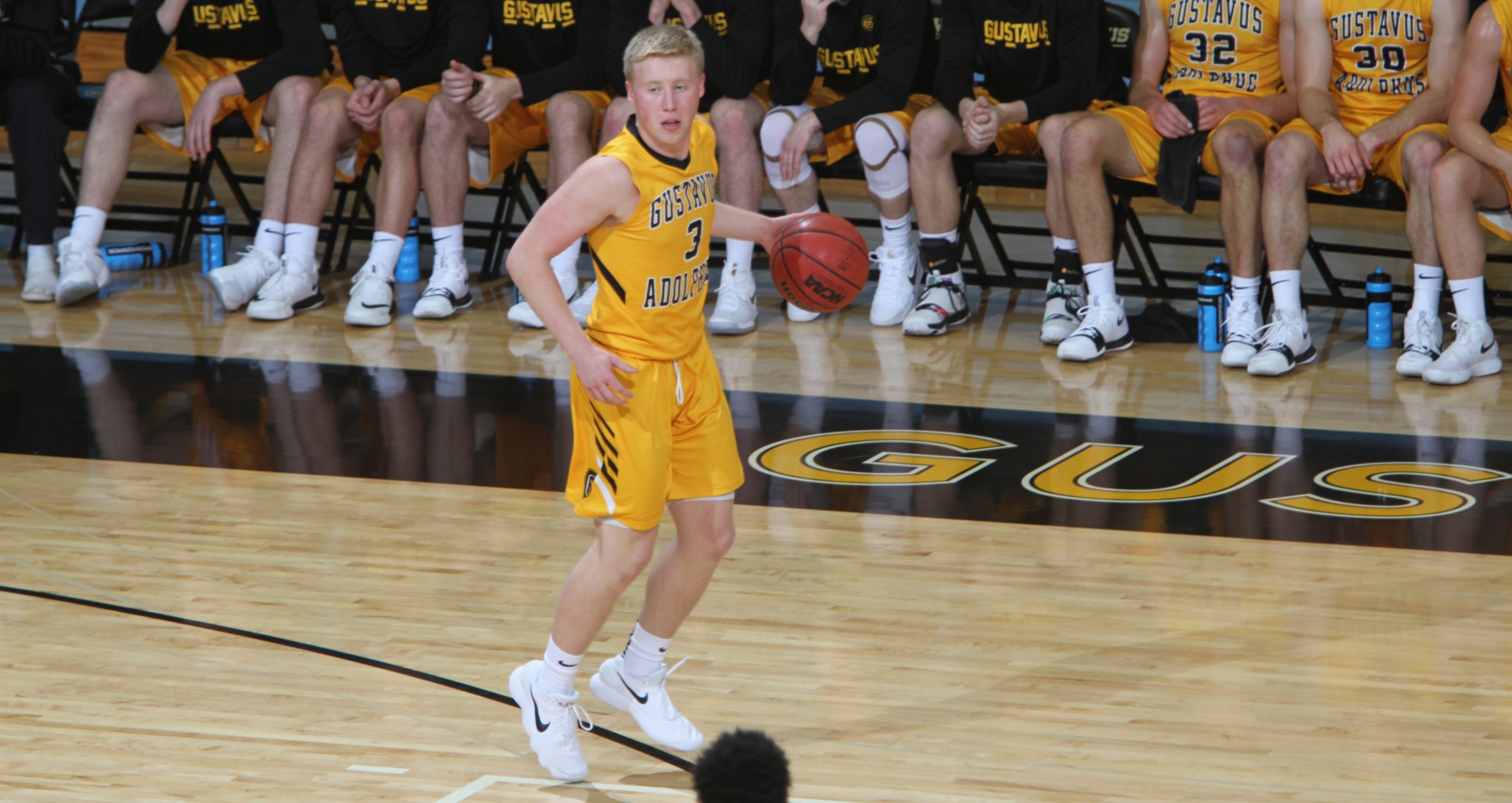 Men’s Basketball Unable To Hold Late Lead, Falls To UM-Morris 76-71