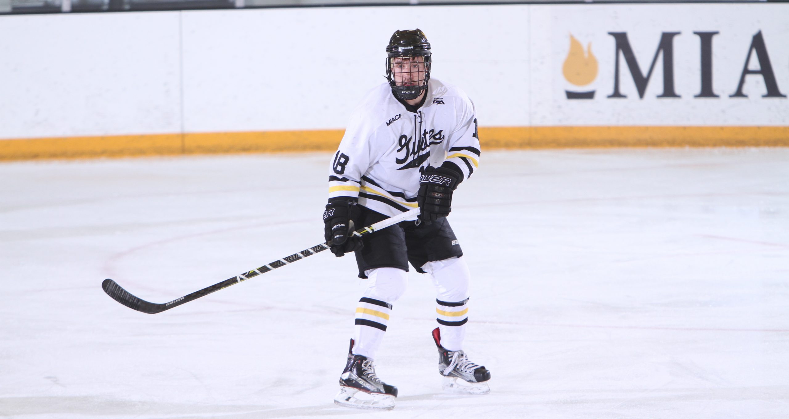 Deja Vu, Men’s Hockey Ties Aurora 3-3