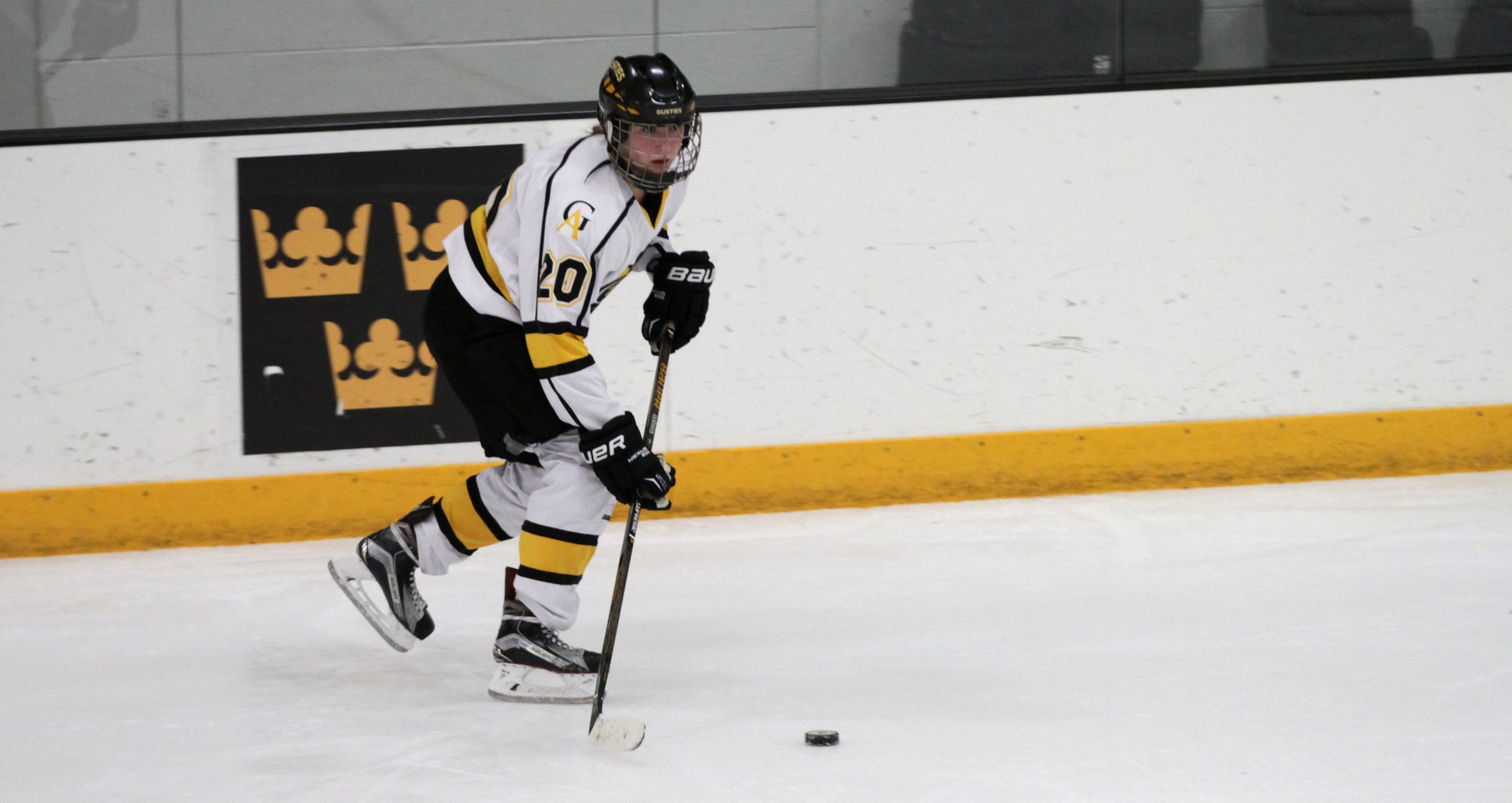 Klein’s Hat Trick Not Enough As Women’s Hockey Loses 5-4 At St. Thomas