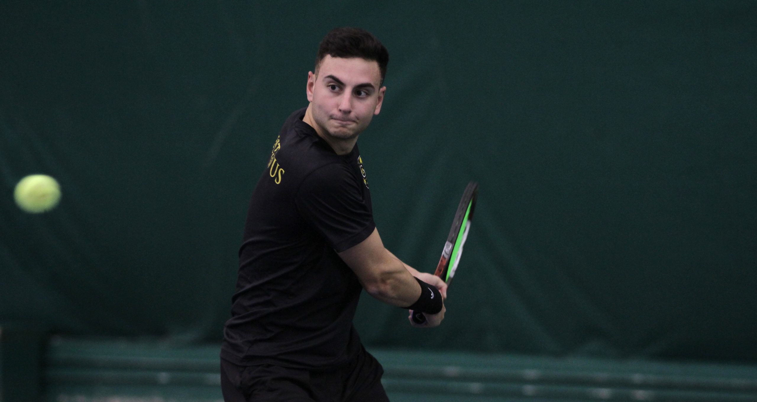 Men’s Tennis Drops Heartbreaker 5-4 To Defending National Champ Emory