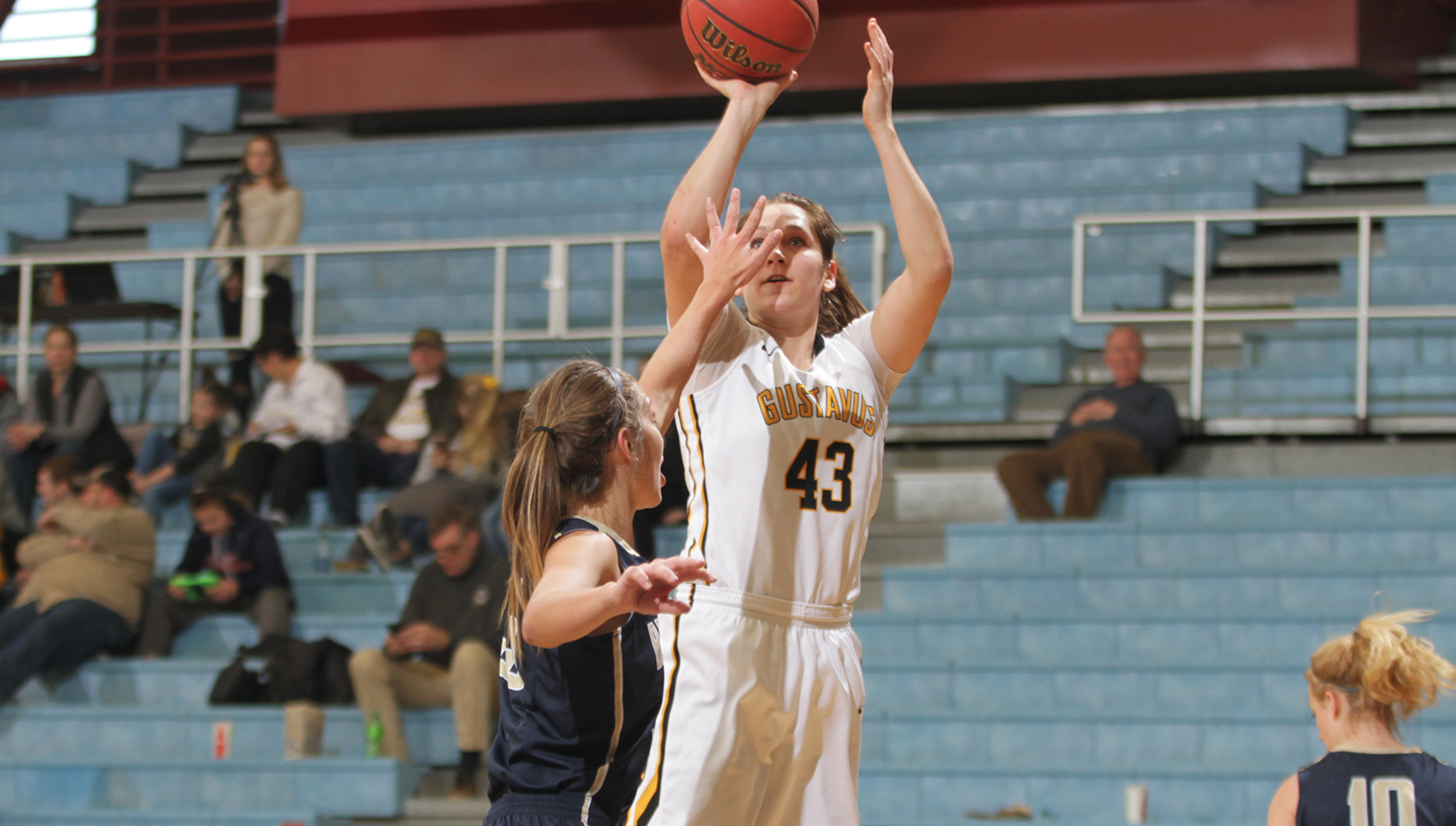 Women’s Hoops Earns 77-60 Senior Day Victory Over Bethel