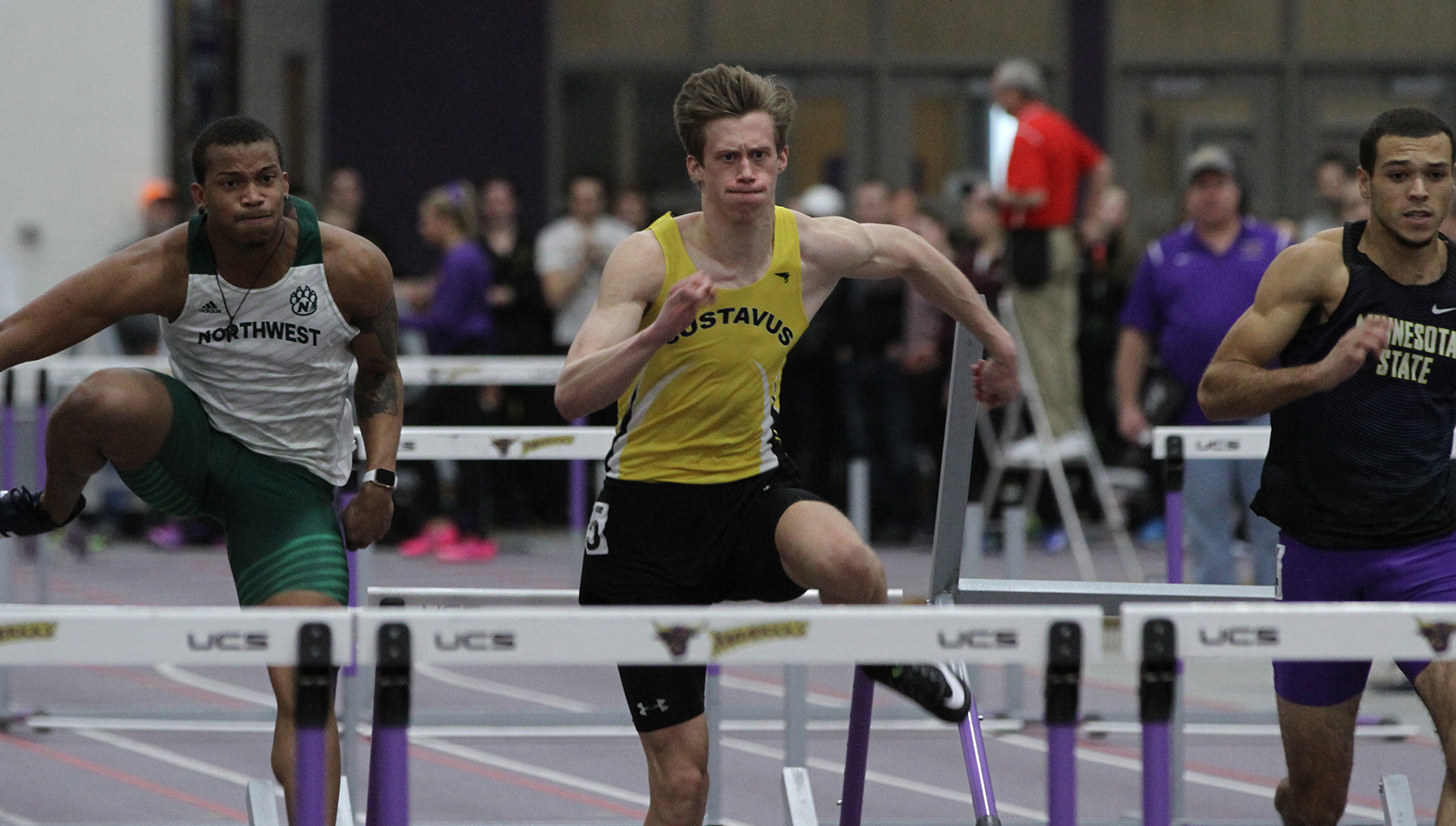 Men’s Track & Field Performs Well at St. Thomas