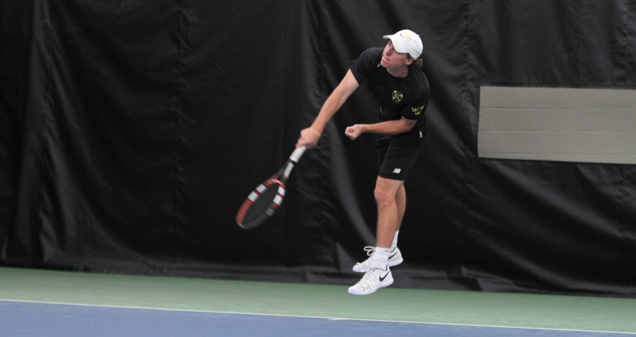 Men’s Tennis Sweeps Three Matches