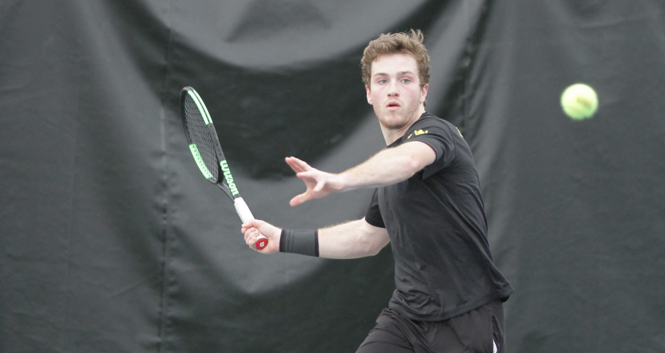 Men’s Tennis Wins Three Matches, Highlighted By 5-4 Victory Over No. 9 WashU