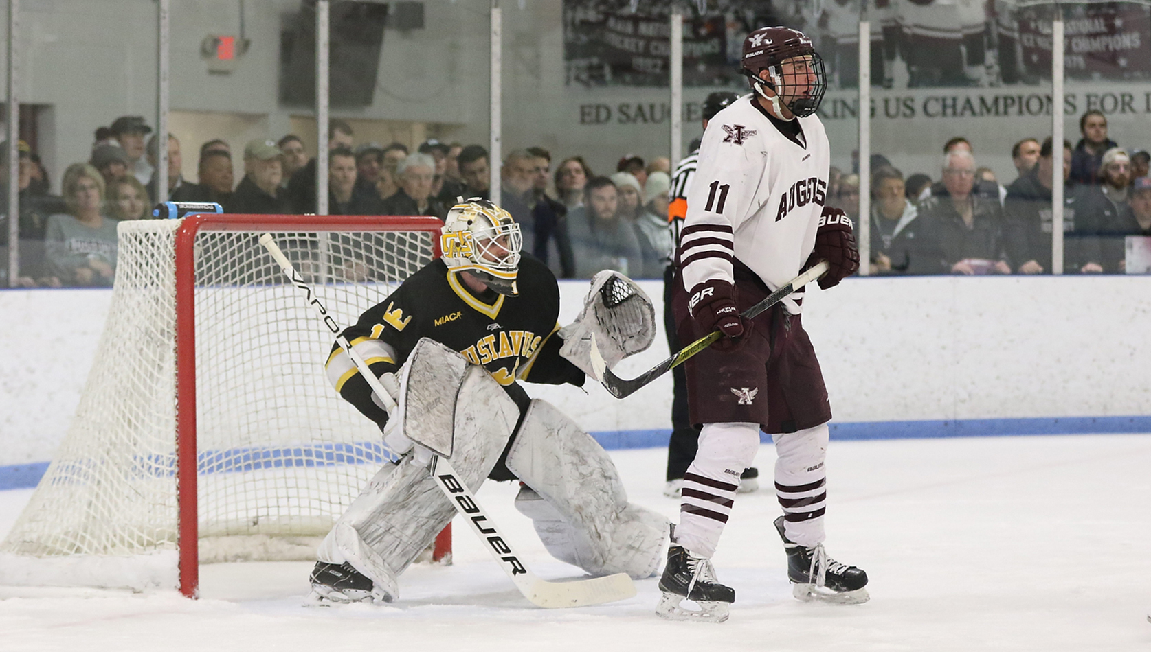 Auggies’ Three Unanswered Downs Gusties In MIAC Men’s Hockey Championship