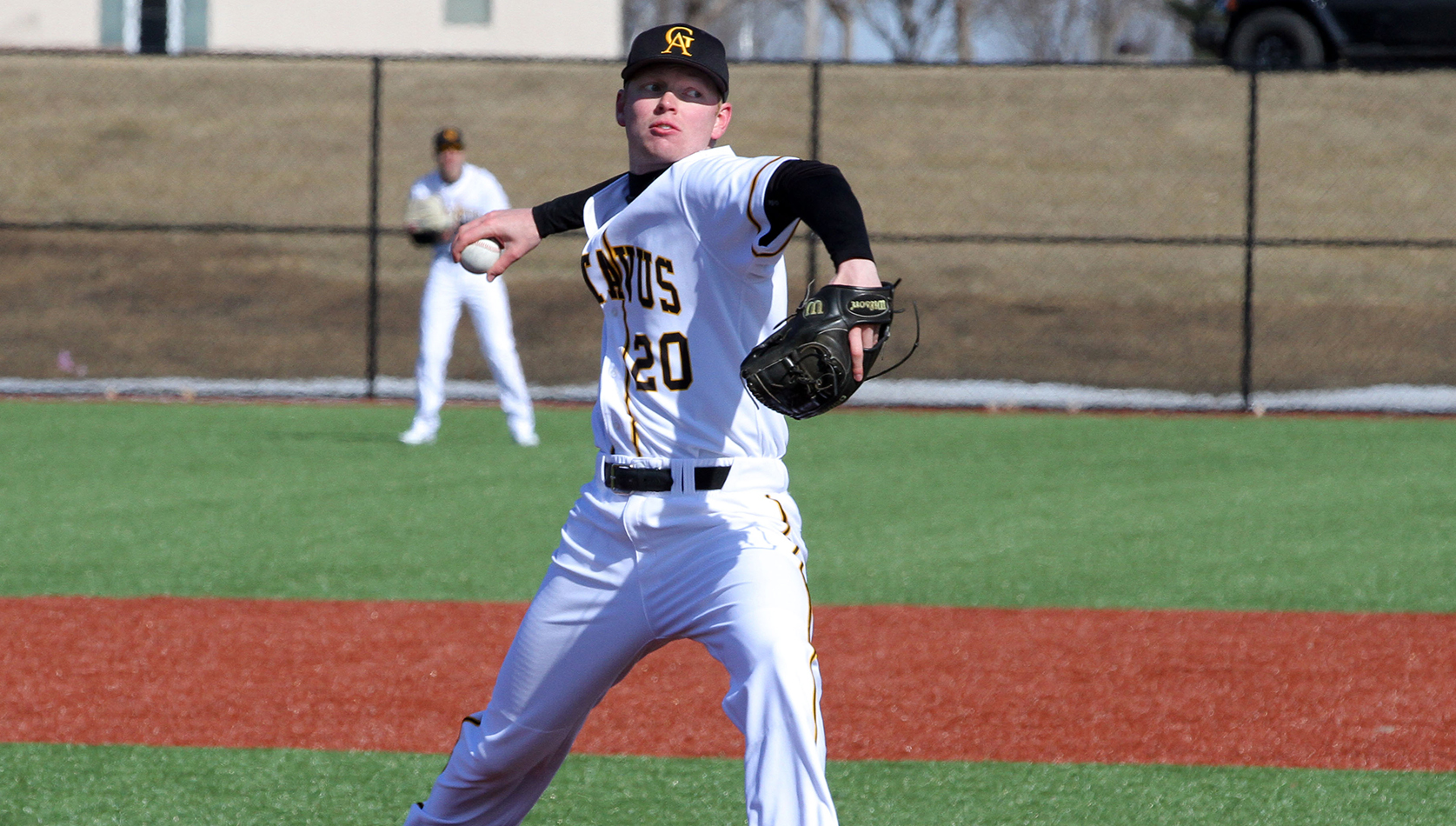 Baseball Splits Doubleheader With Bethany Lutheran