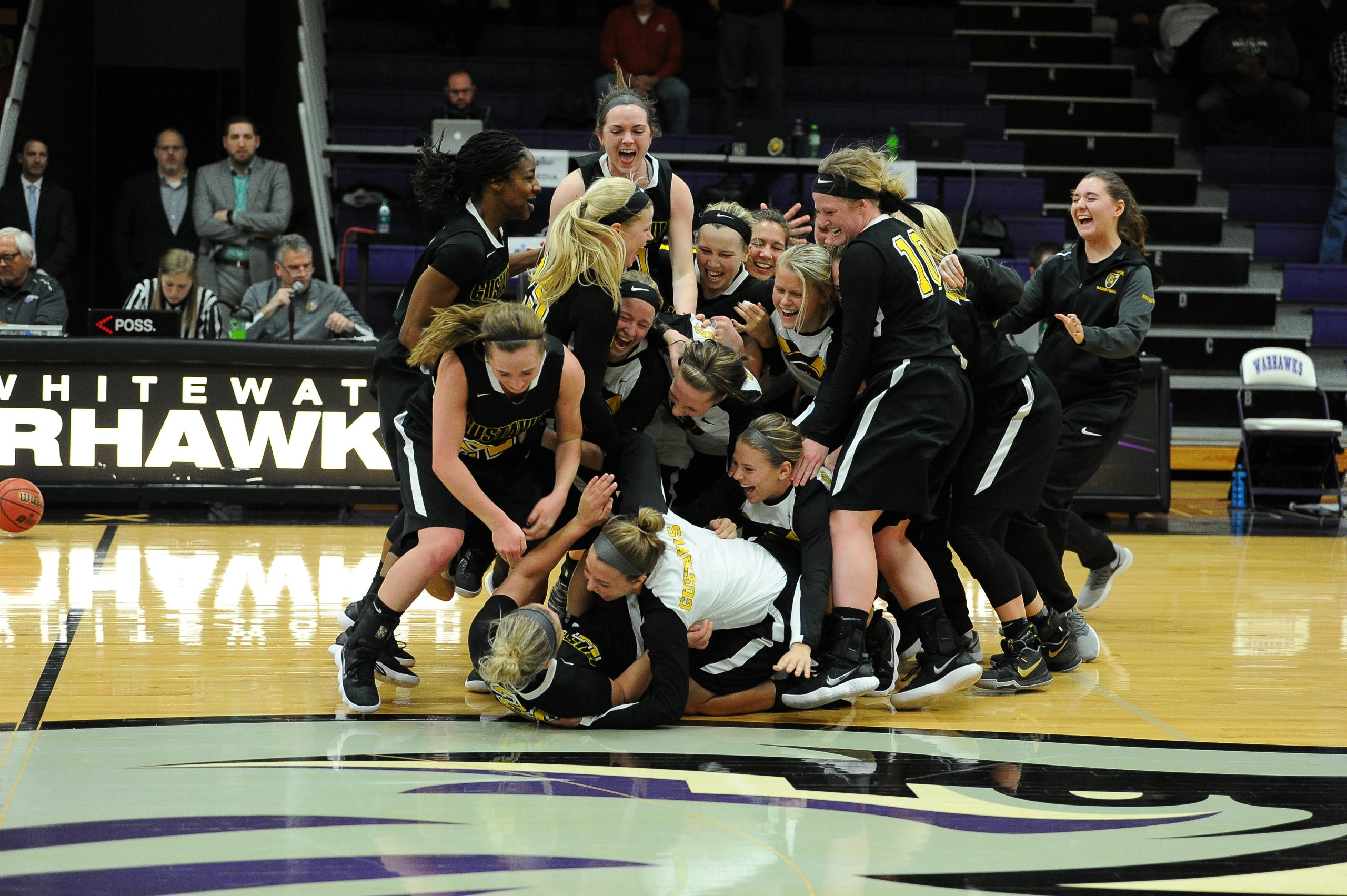 How Sweet It Is: Gustavus Women’s Basketball Advances With NCAA Tournament Win Over UW-Whitewater