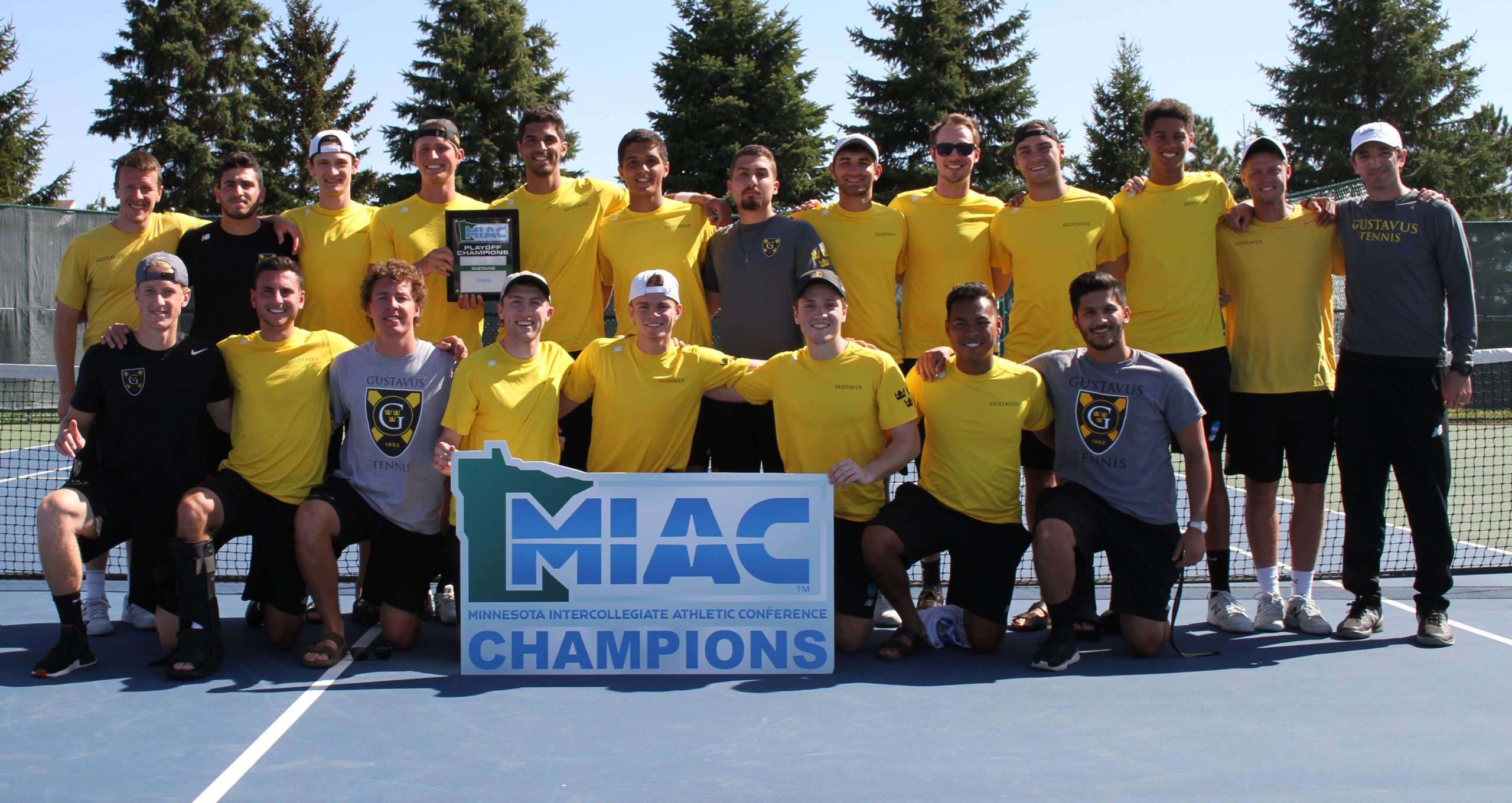 Men’s Tennis Wins Eighth-Straight MIAC Playoff Championship