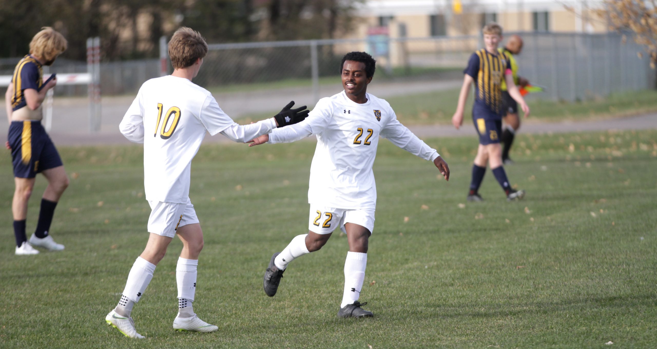 Men’s Soccer Rebounds With 7-1 Win Over Buena Vista