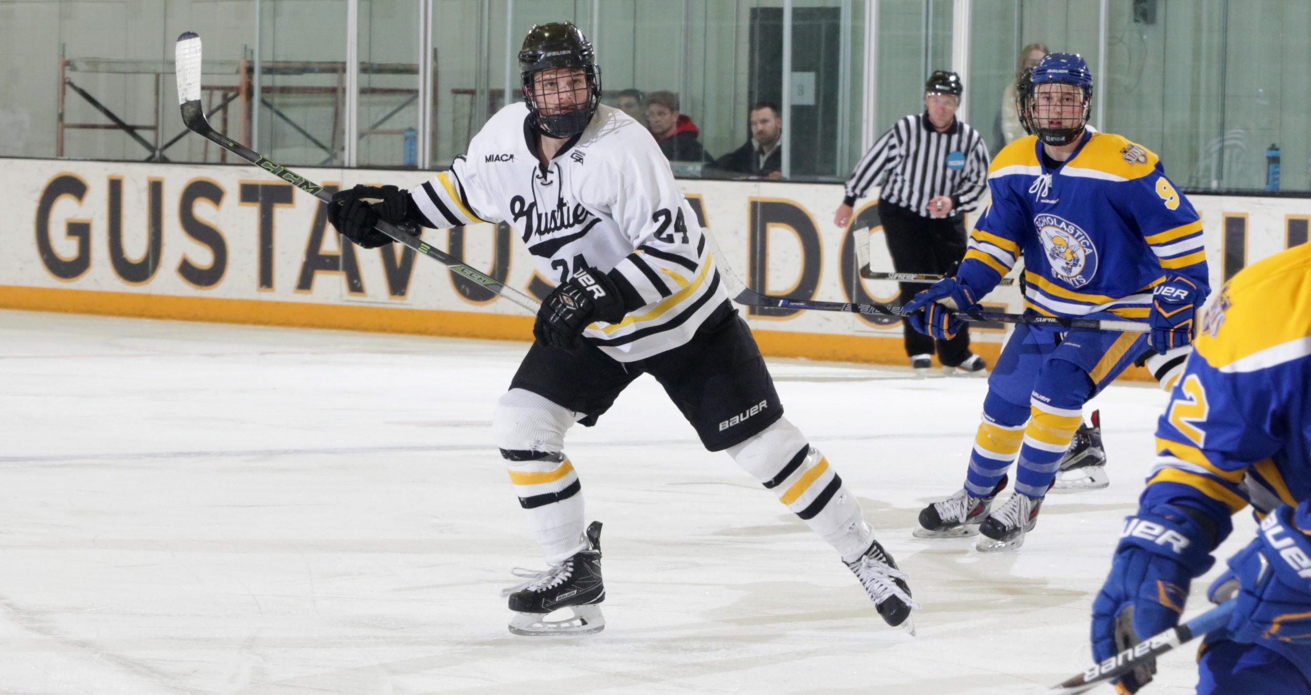 Men’s Hockey Hosts St. Scholastica for Annual Teddy Bear Toss Game