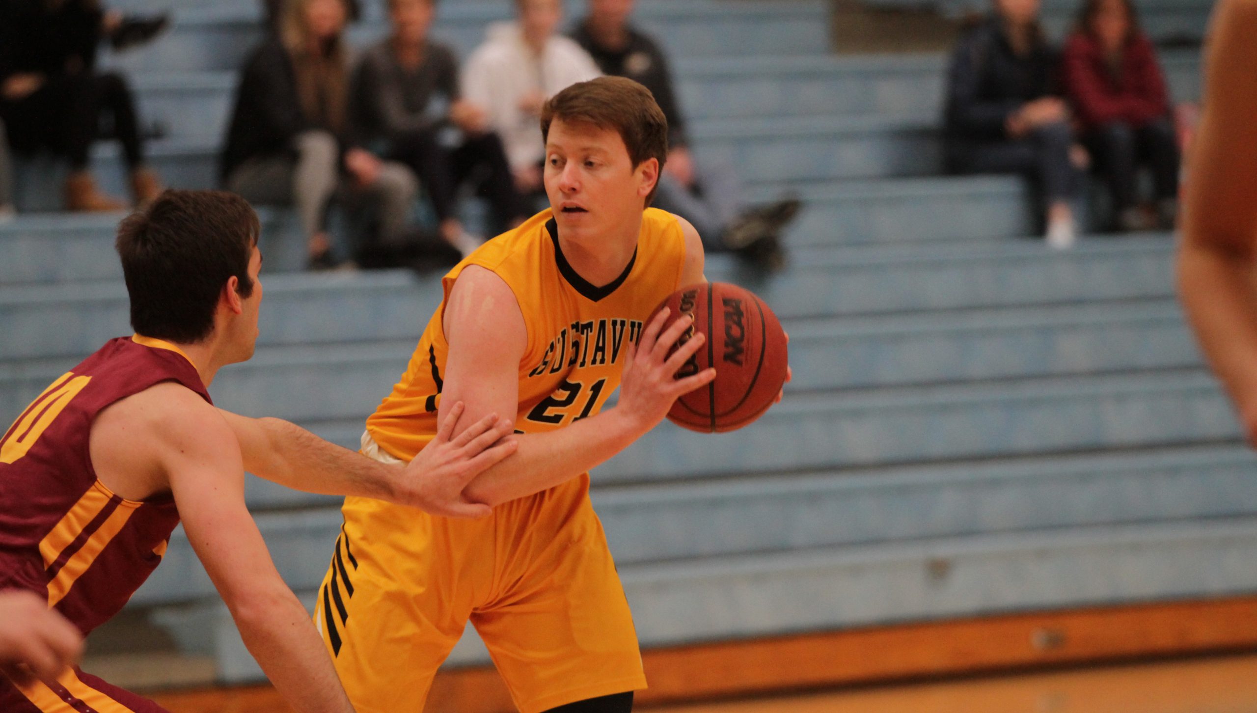 Men’s Basketball Hosts Oles Wednesday Night