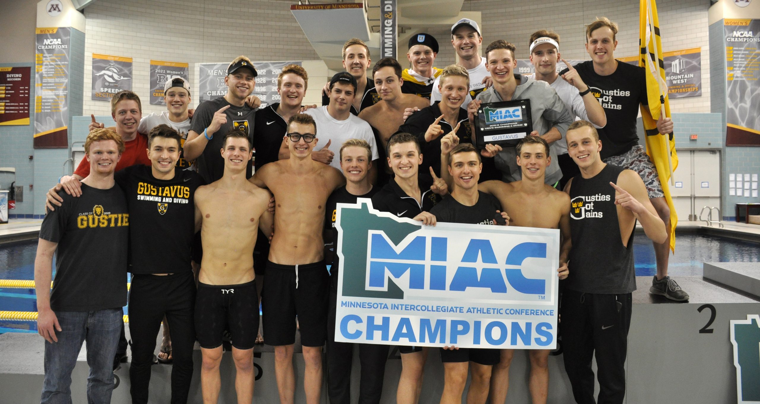 Men’s Swimming and Diving Captures MIAC Championship