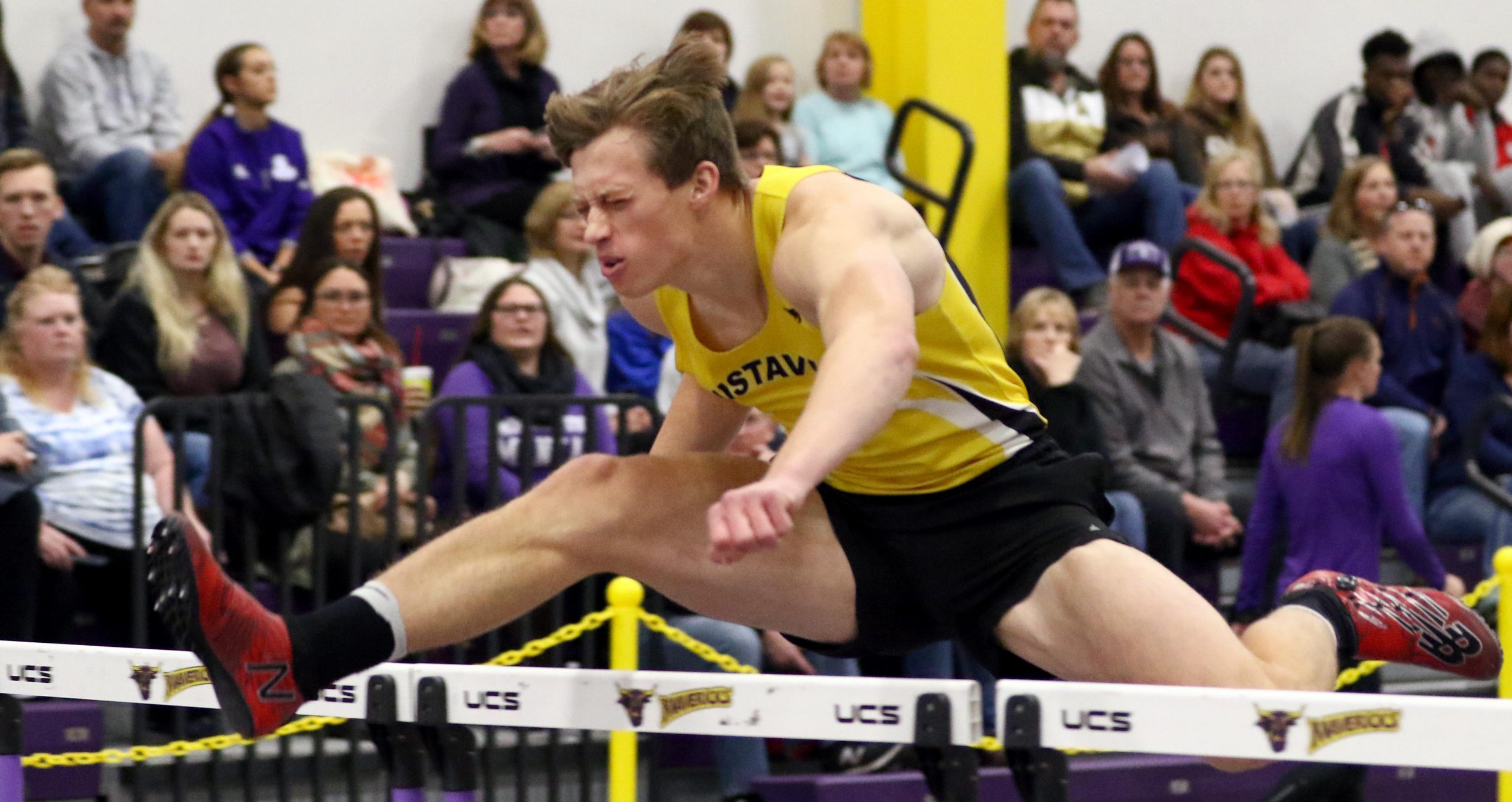 Men’s Track & Field Wins Maverick Invite