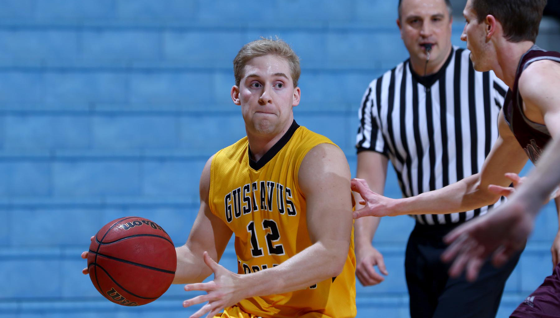 Men’s Basketball Travels to Augsburg Wednesday Night