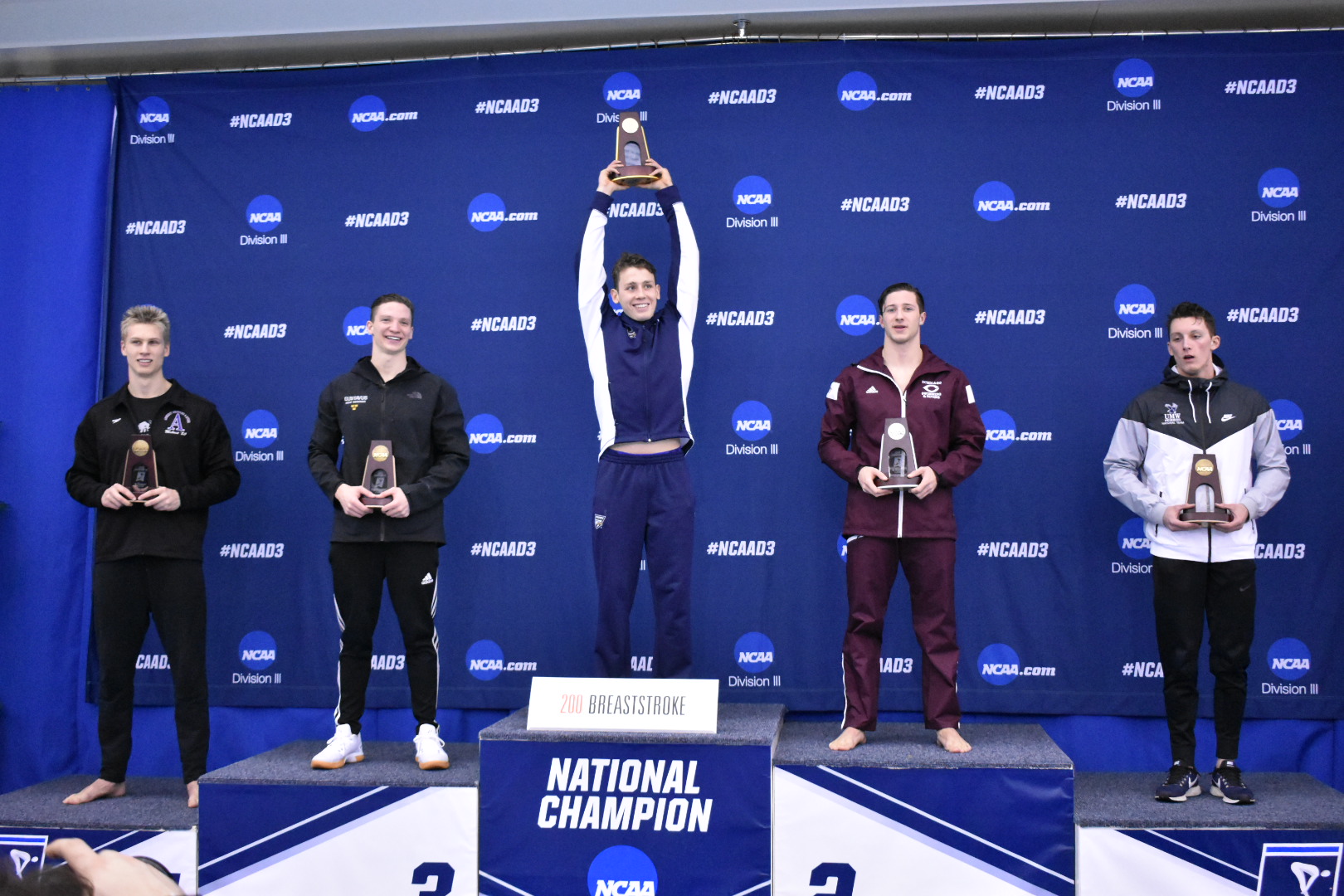 Men’s And Women’s Swimming Competes At NCAA Championships