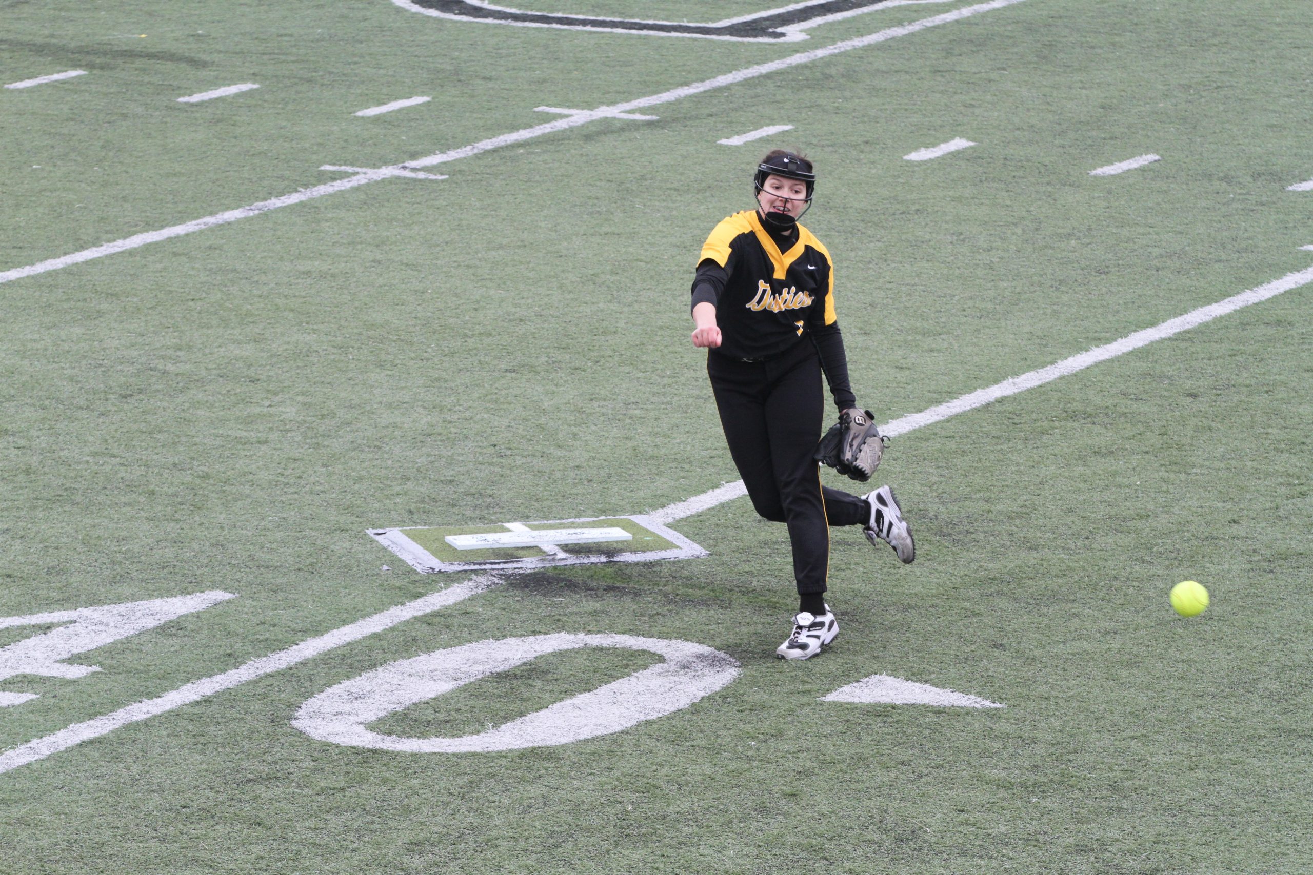 Cobbers Stifle Softball in Game One, Gusties Offensive Outburst Leads to Win in Game Two