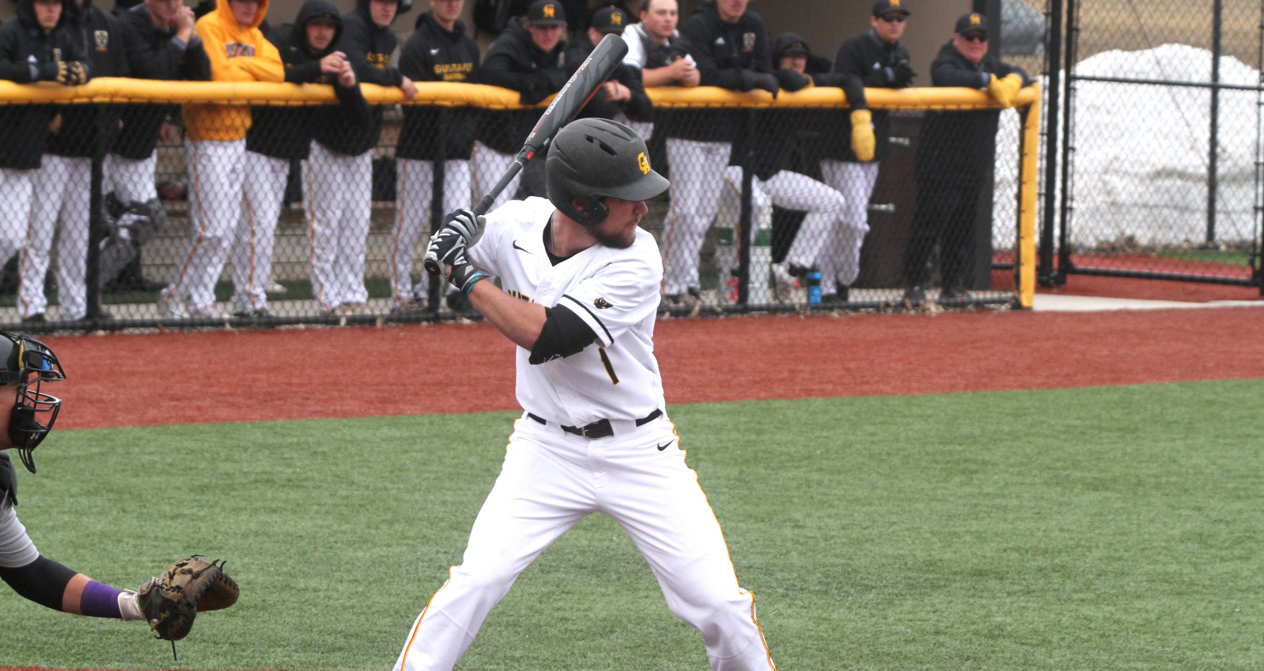 Baseball Wins Two at Carleton for Back-to-Back MIAC Sweeps