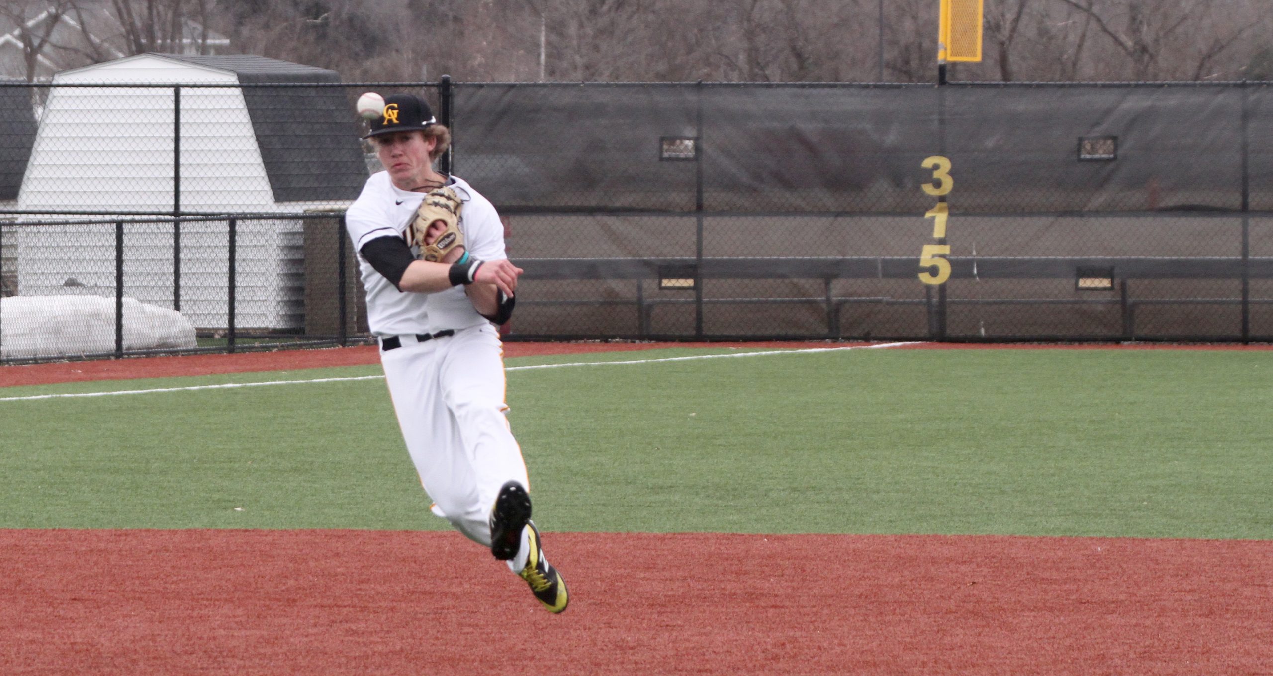 Baseball Drops One to St. Thomas, Game Two Suspended Due to Darkness