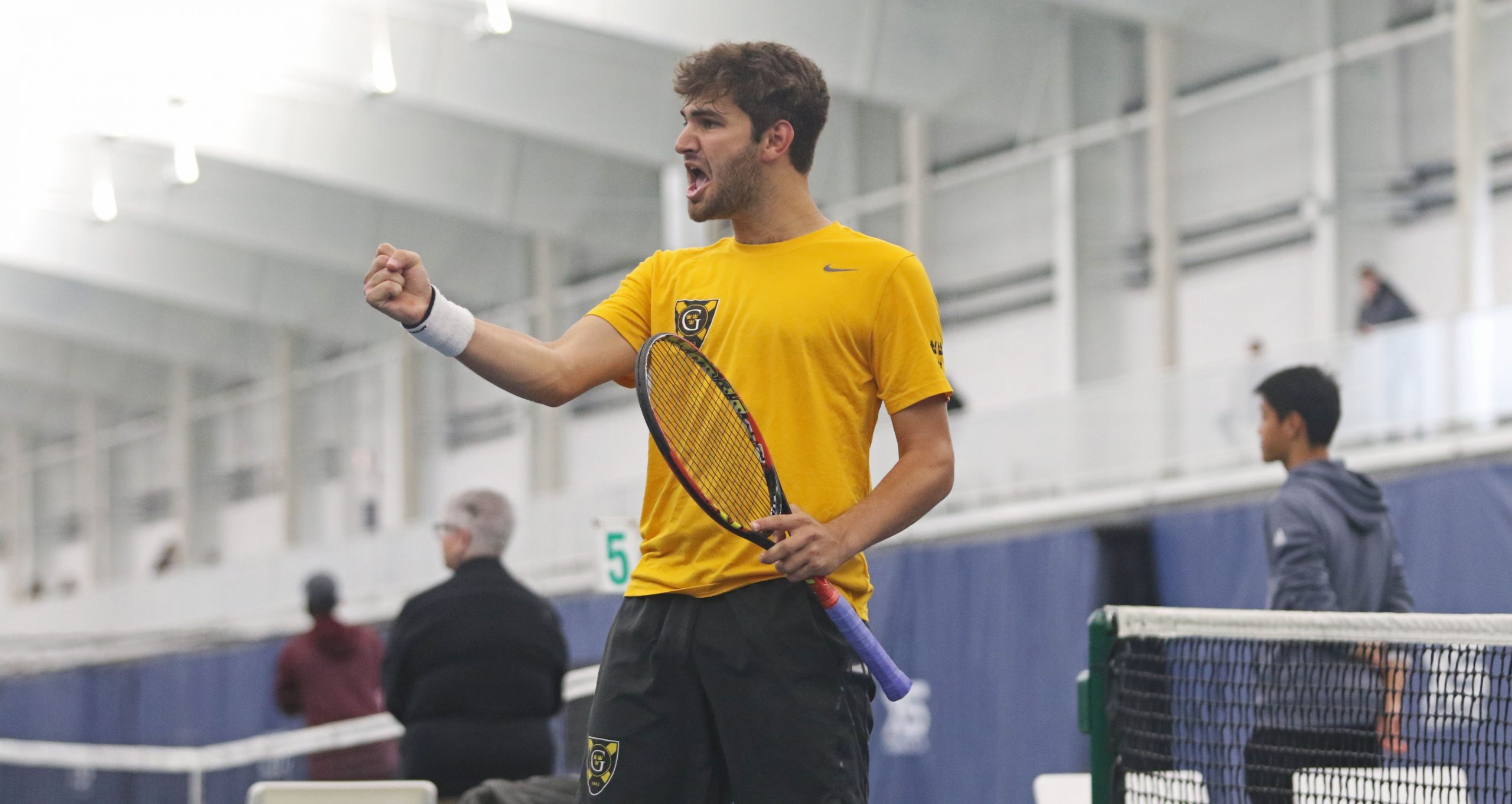 Men’s Tennis Falls to Chicago in Region Title Match