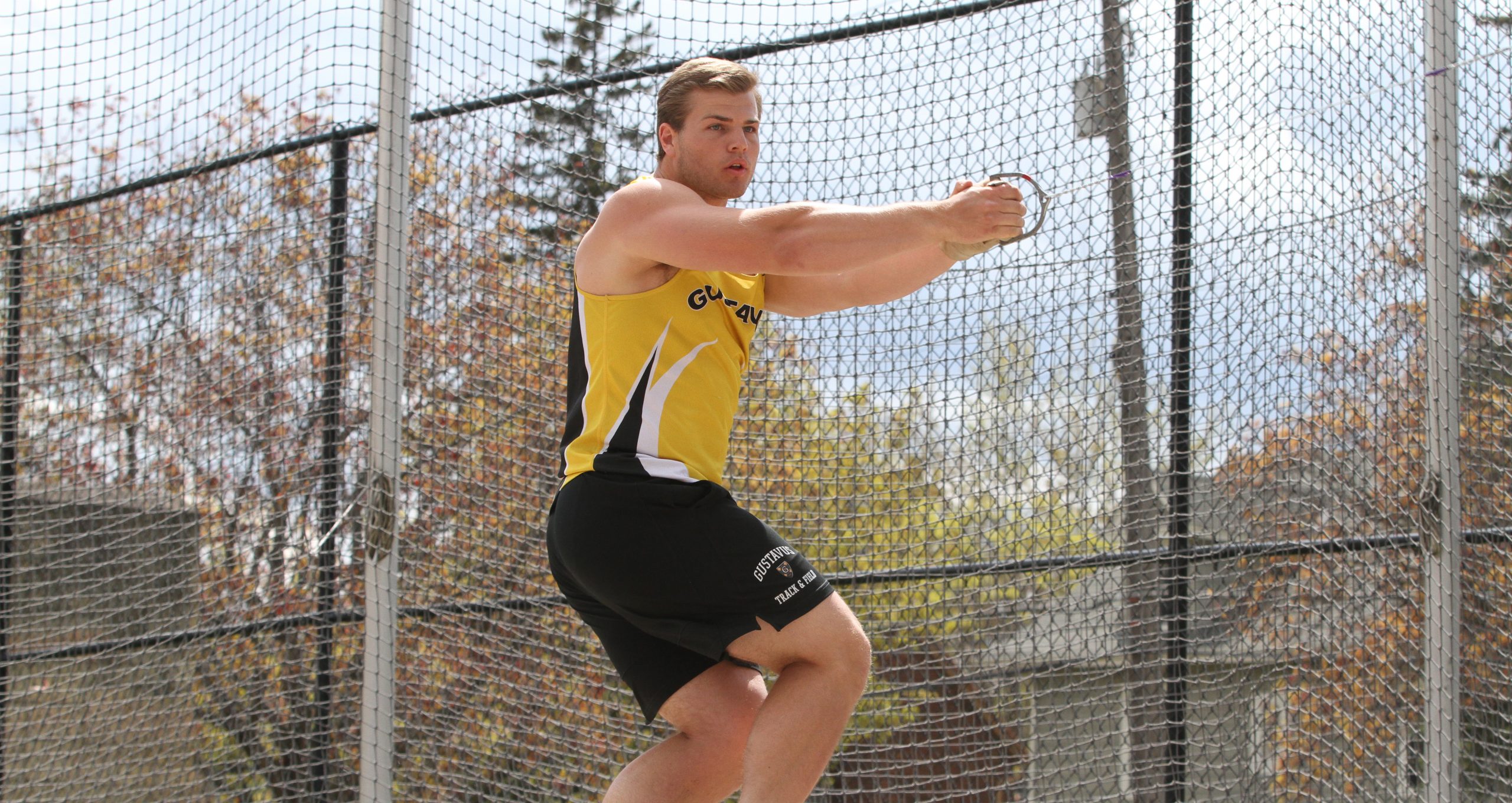 Men’s Track & Field in Second After Day One of MIAC Championships