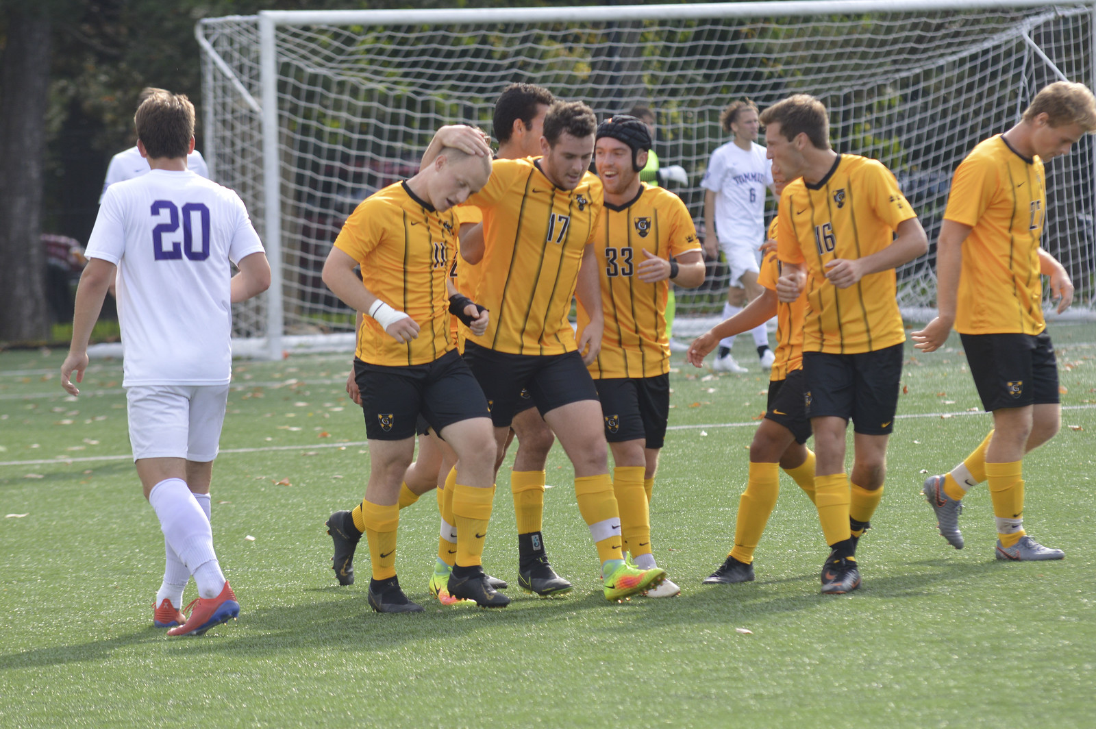 Men’s Soccer Wins MIAC Opener 2-1 Over St. Thomas