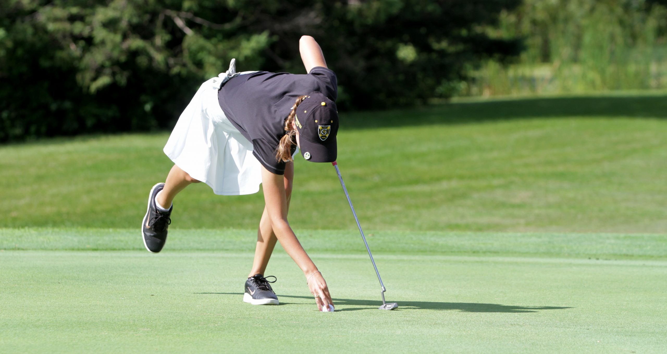 Women’s Golf Claims Sixth at St. Kate’s Invite