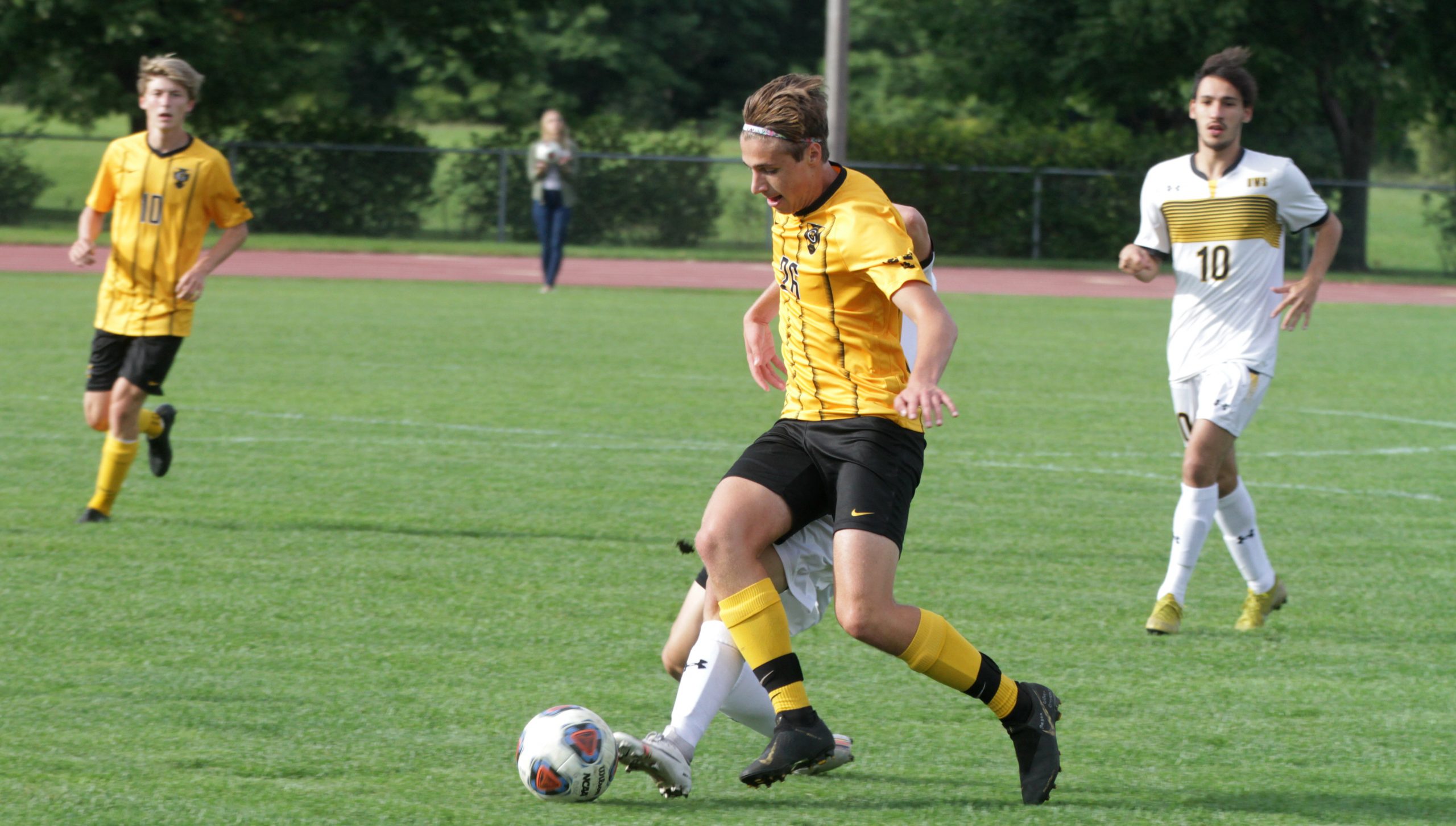 Men’s Soccer Squares Off with Hamline Tuesday