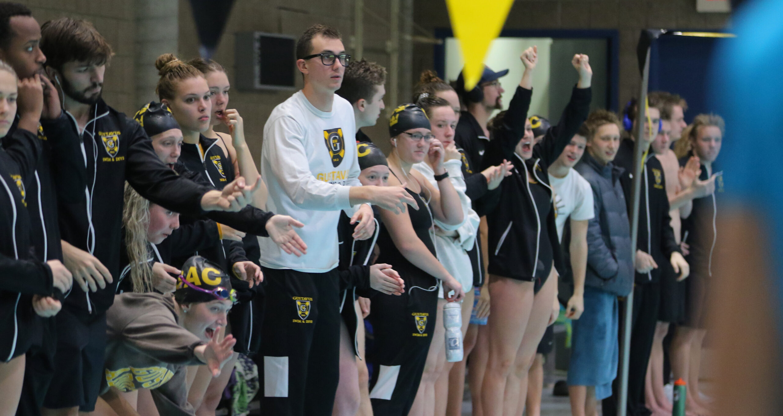 Swim & Dive Cruises Past Trio of MIAC Teams