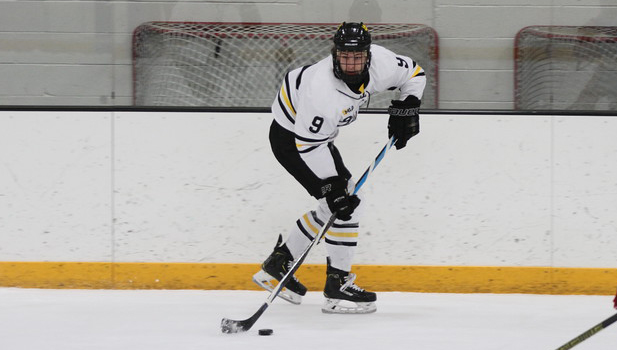 Men’s Hockey Opens Season with 5-2 Win Over Lawrence