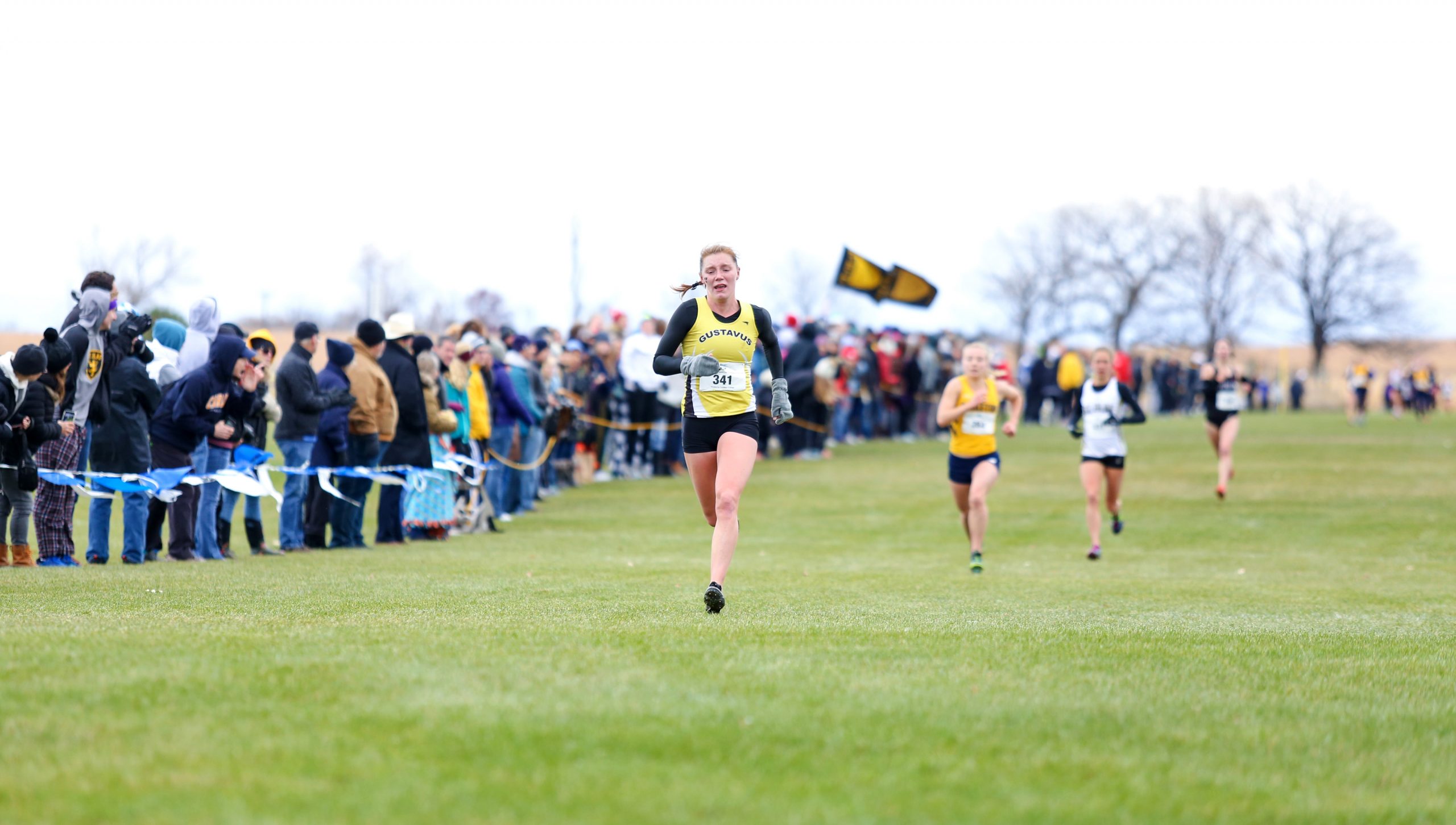 Women’s Cross Country Takes Fourth at MIAC Championships