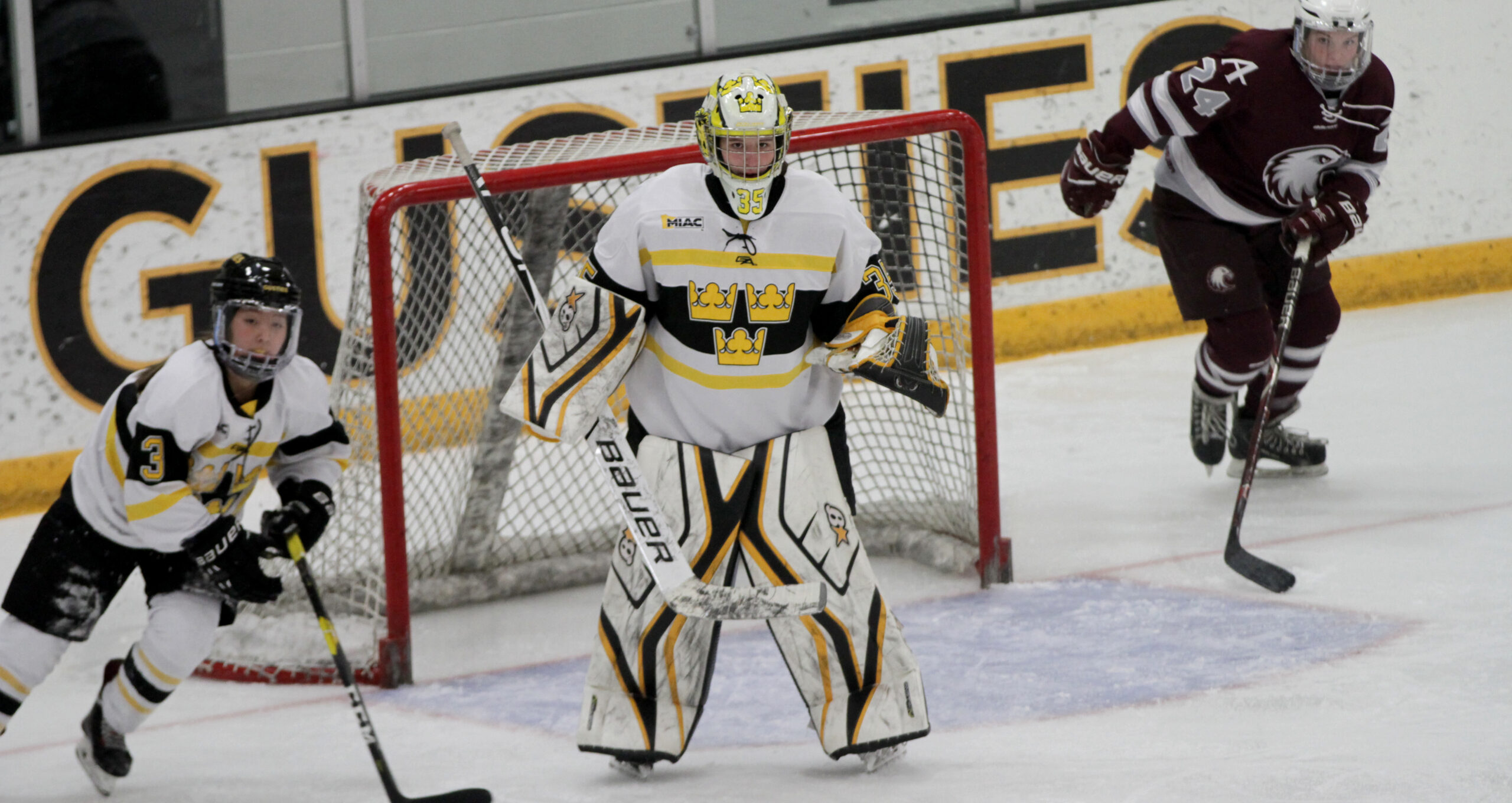 Women’s Hockey Completes Sweep, Blanks Augsburg 1-0