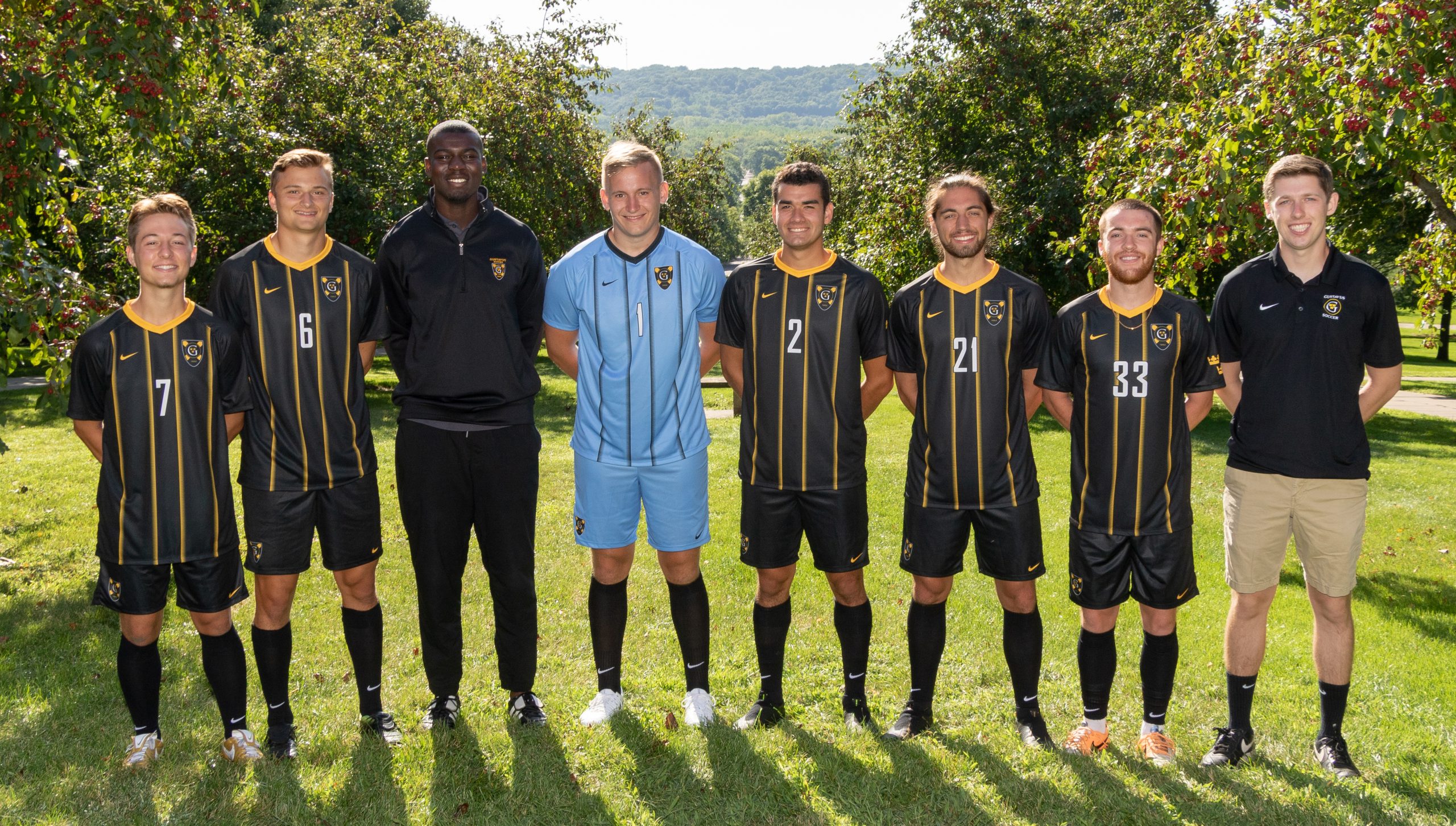 Men’s Soccer Looks to Clinch MIAC Title Saturday