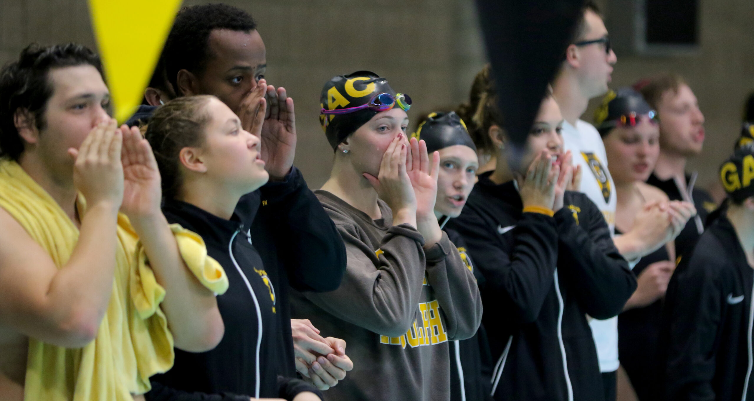 Men’s Swim & Dive Wins Third-Straight Pioneer Classic, Women Second