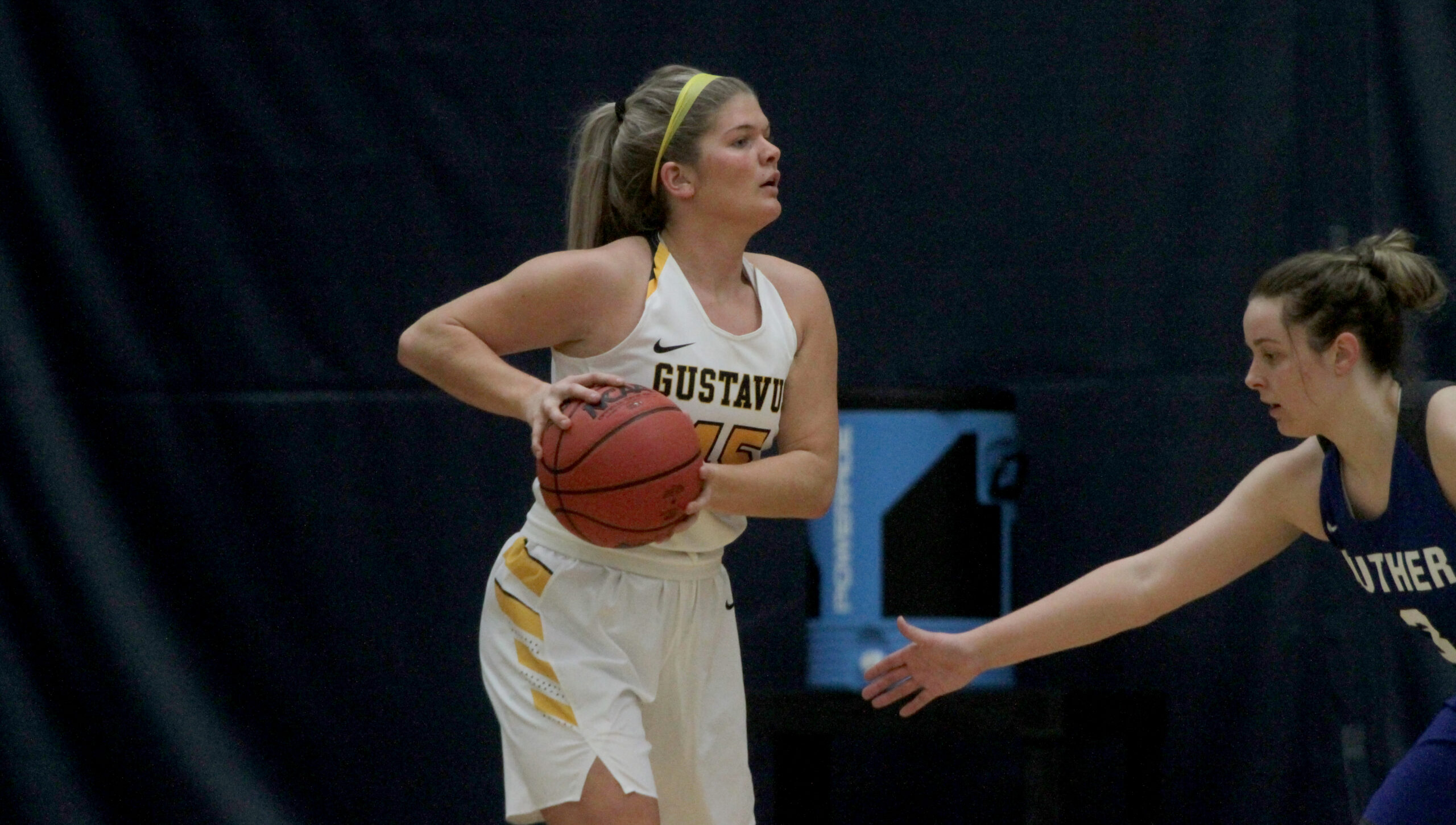 Women’s Basketball Travels to No. 6 St. Thomas Saturday